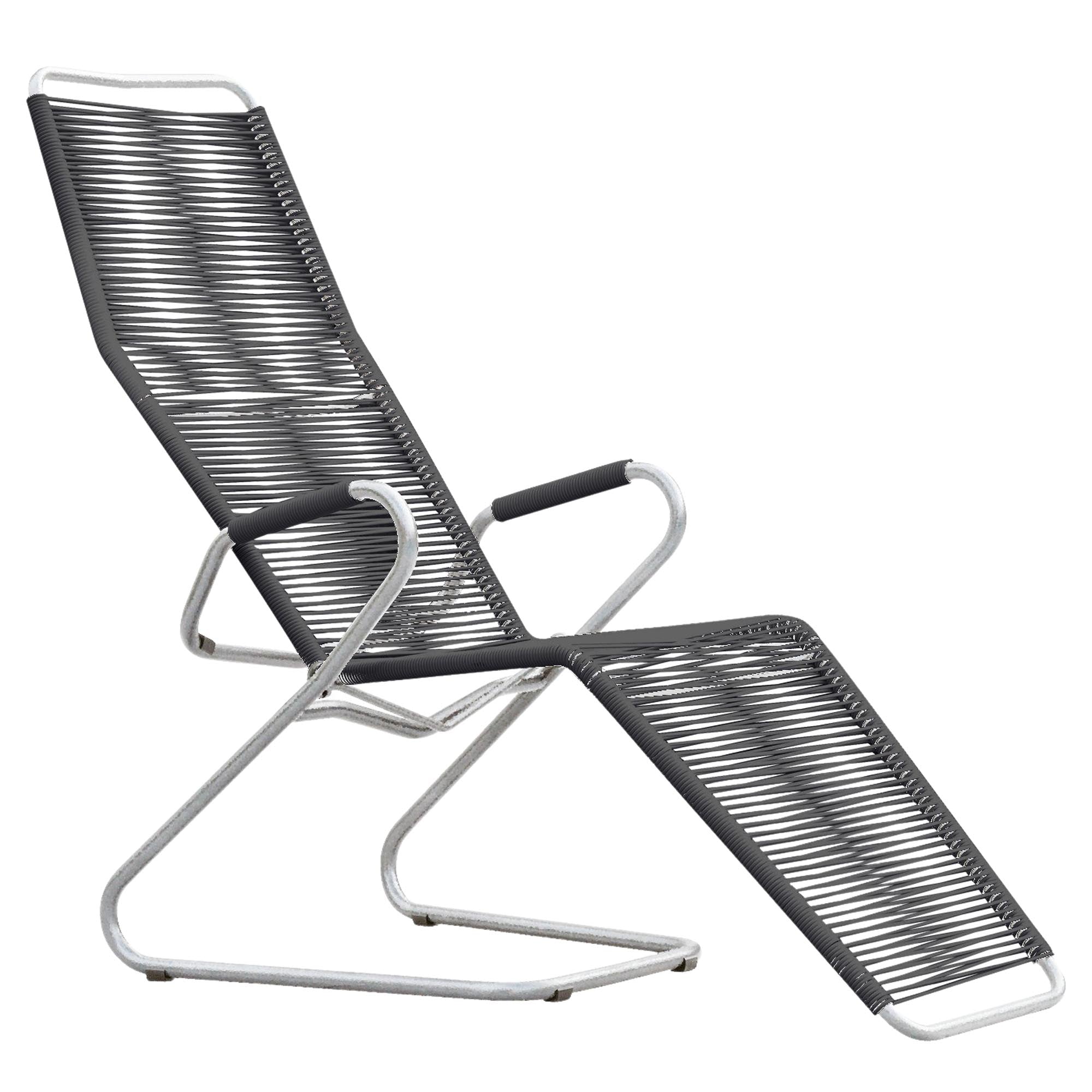 Der Locarno Spaghetti Liegestuhl von Schaffner vereint stilvolles Design mit bequemer Polsterung, ideal für entspannte Momente im Freien.