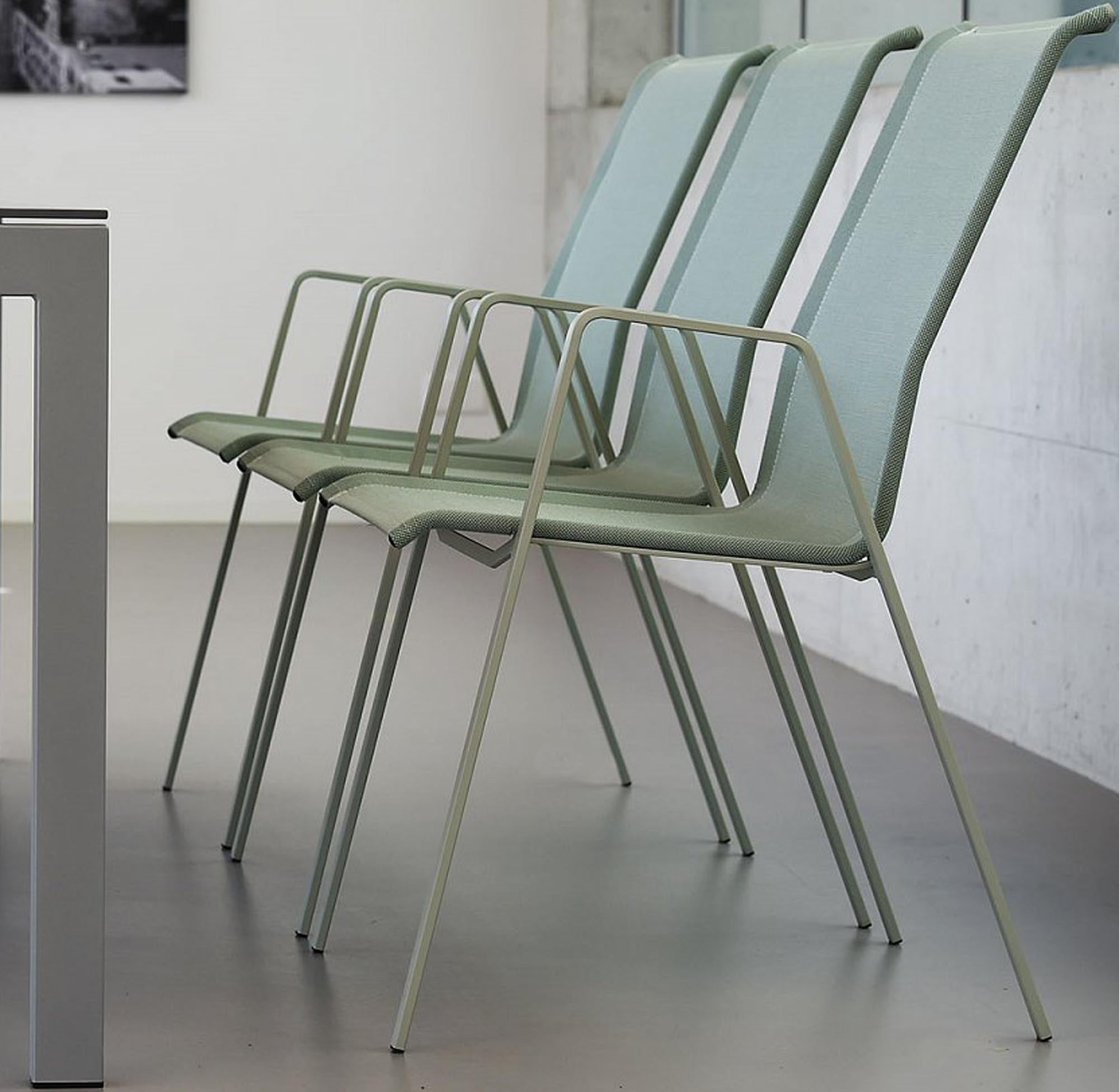 Eleganter Matten-Sessel Luzern: Perfekte Ergänzung für Ihre Terrasse.