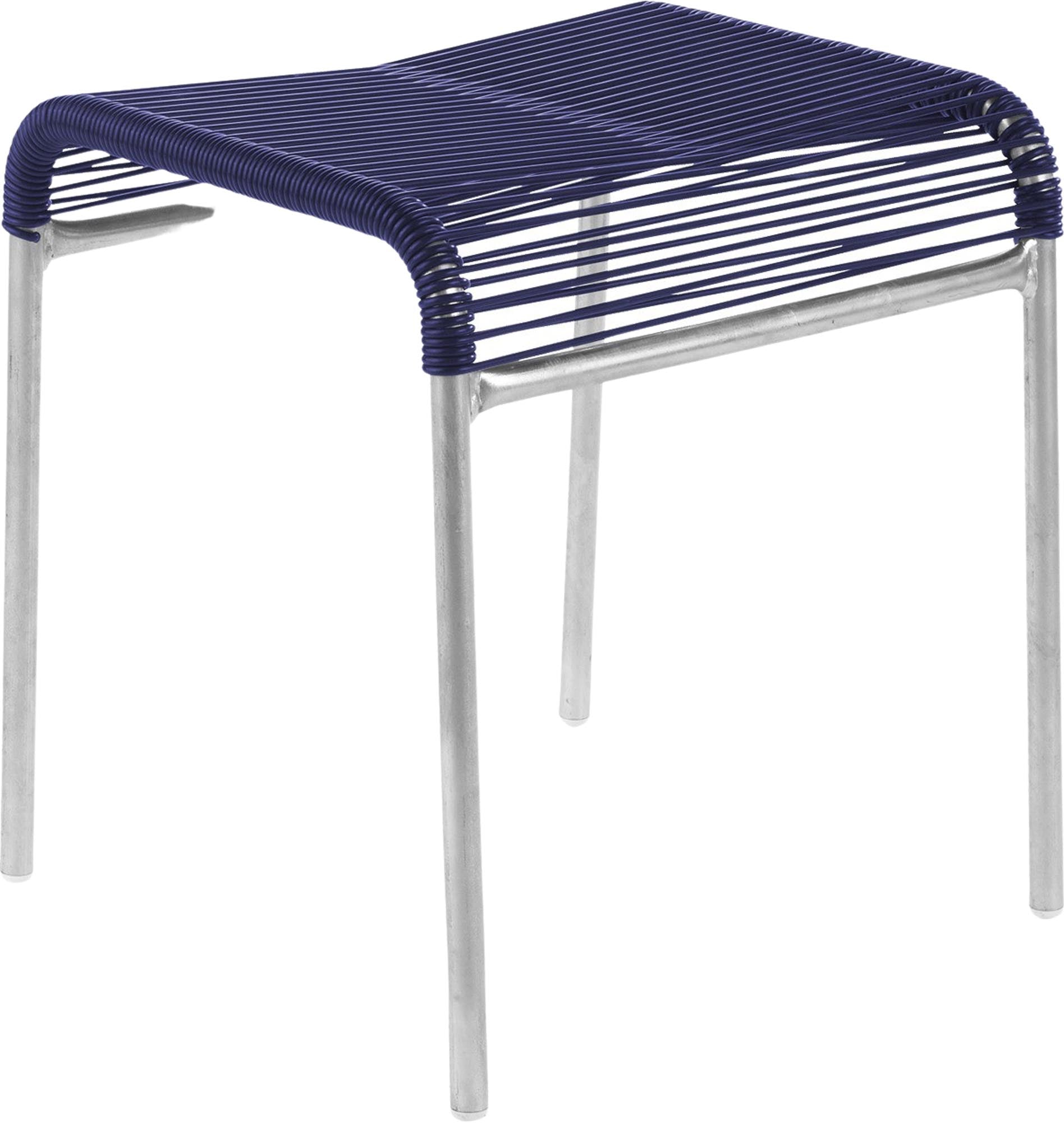 Moderner Säntis Hocker: Perfekte Sitzlösung für Ihren Aussenbereich.