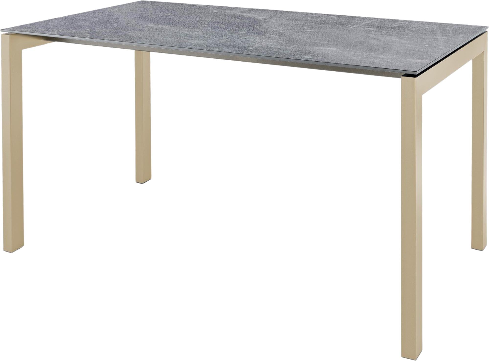 Eleganter Gartentisch Luzern aus strapazierfähigem Glasfaser, 140x80 cm, perfekt für Gartenpartys und entspannte Abende im Freien.