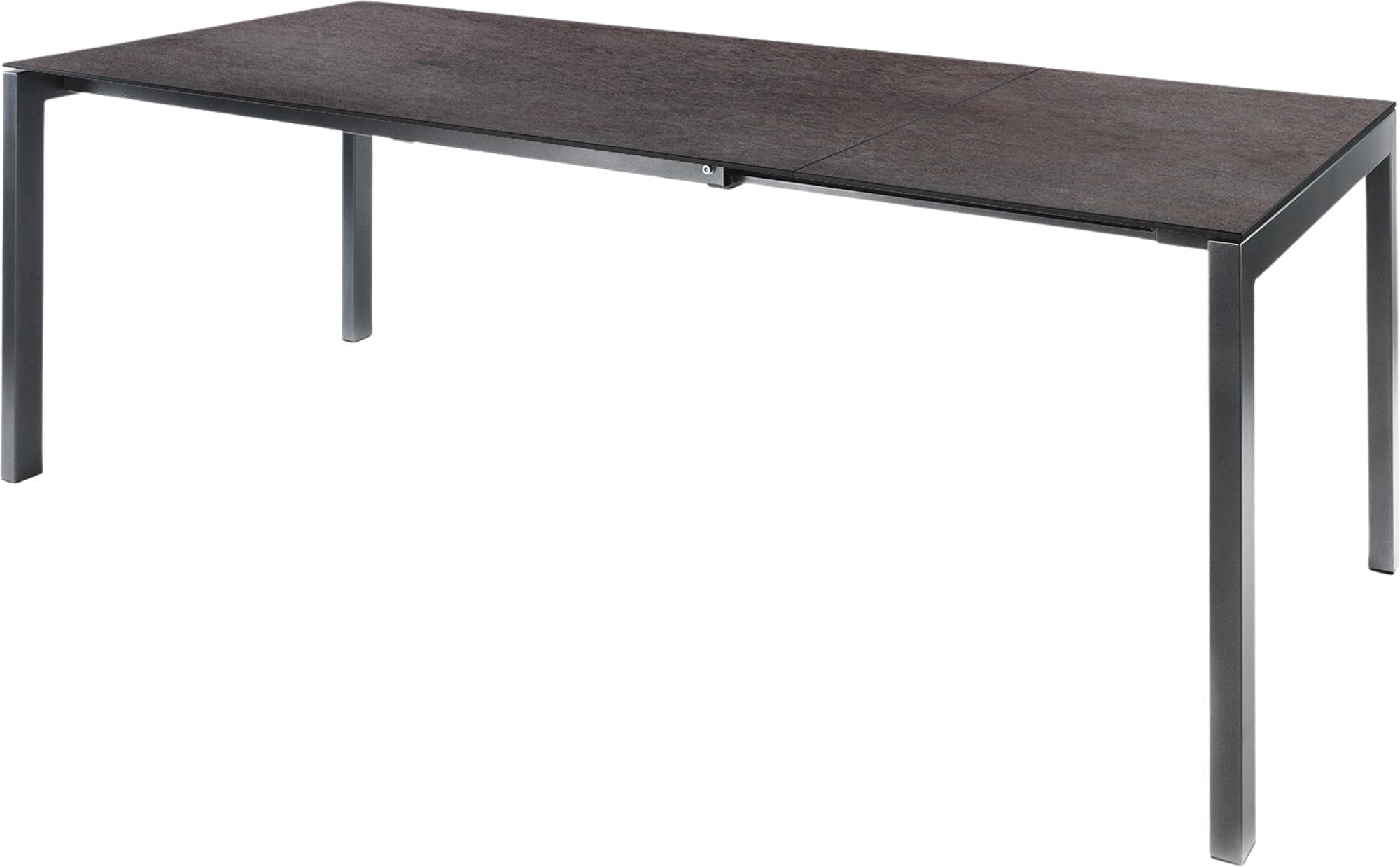 Stilvoller und robuster Fiberglastisch Luzern 160/220, ideal für gesellige Gartenmomente und wetterfest für jede Jahreszeit.