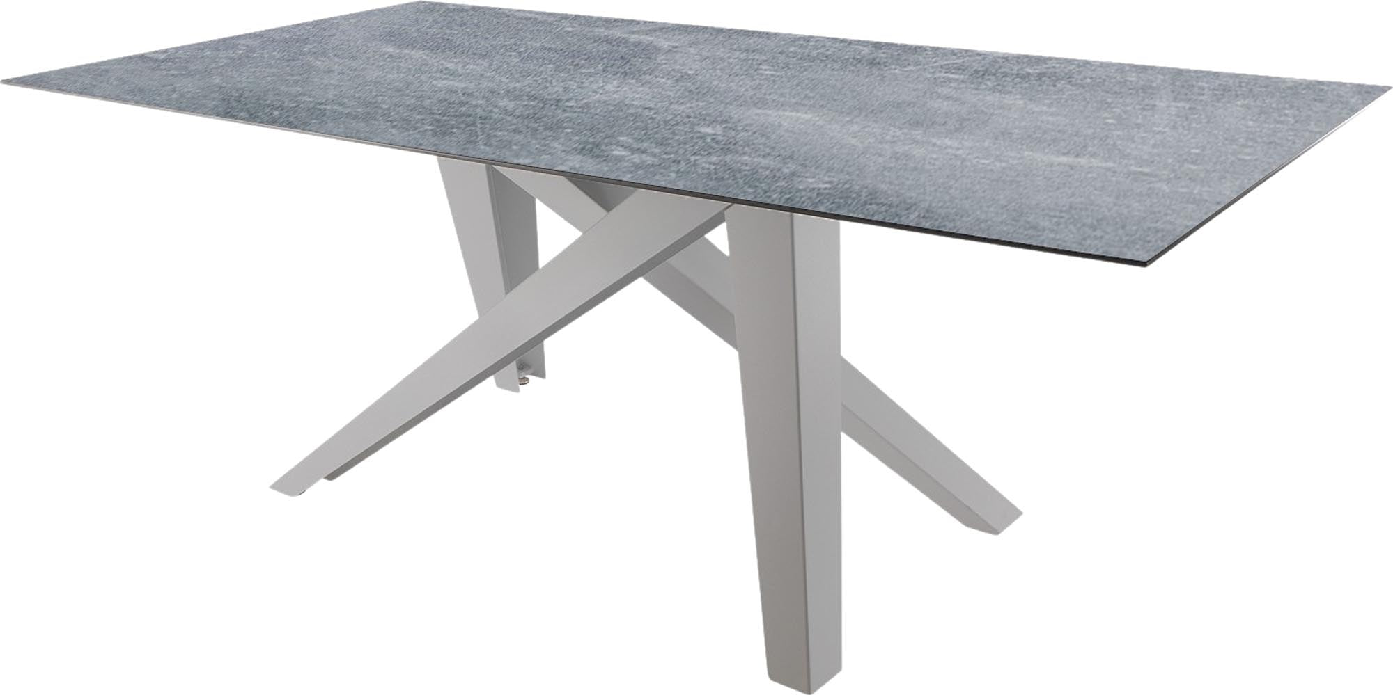 Fiberglastisch Mythen: Stilvoller Outdoor-Tisch für jeden Garten.