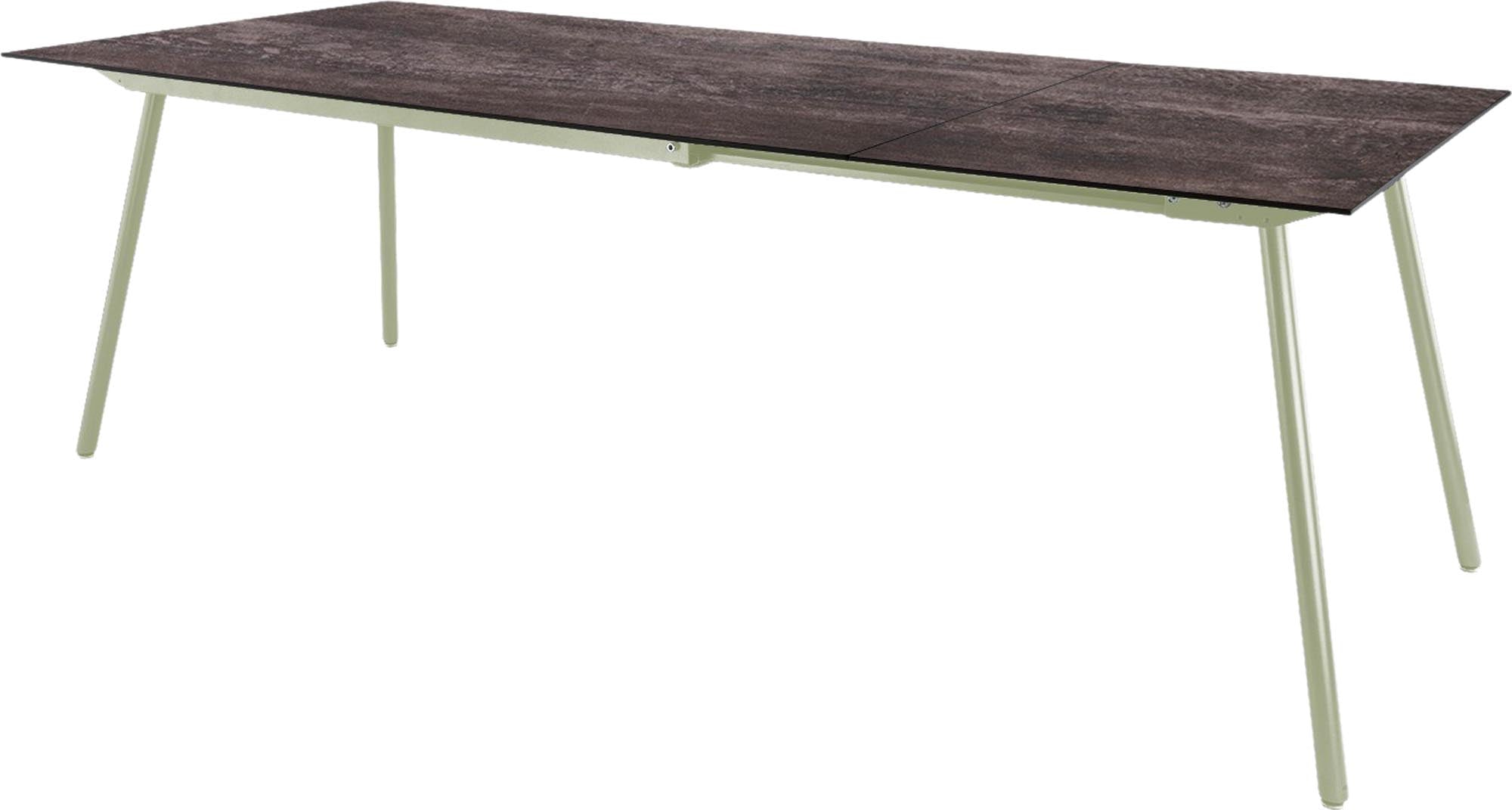 Moderner Gartentisch aus Glasfaser, ausziehbar von 160 auf 220 cm, ideal für Outdoor-Events und stilvolle Gartenmöbel.