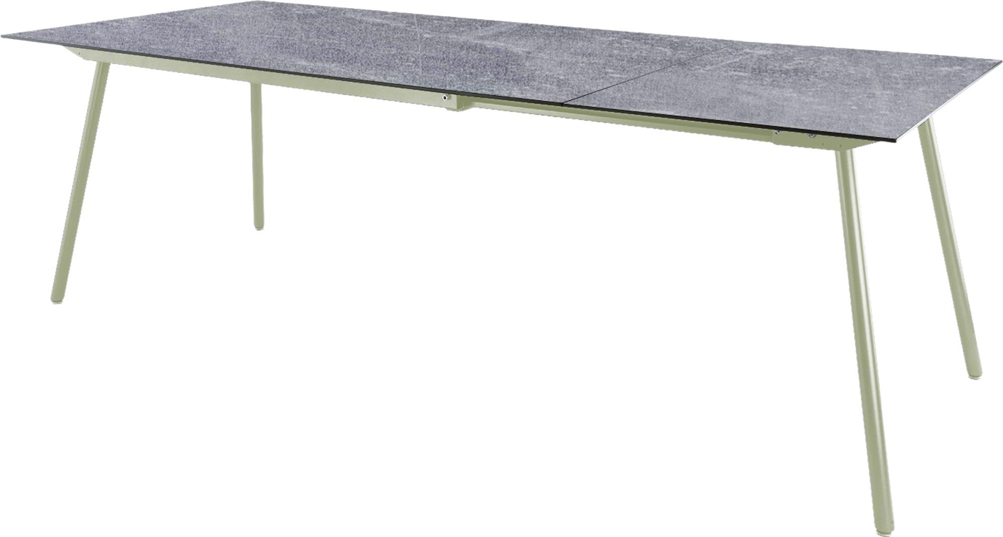 Eleganter, ausziehbarer Gartentisch aus Glasfaser, ideal für Gartenpartys, bietet Platz für bis zu 8 Personen, robust und stilvoll.