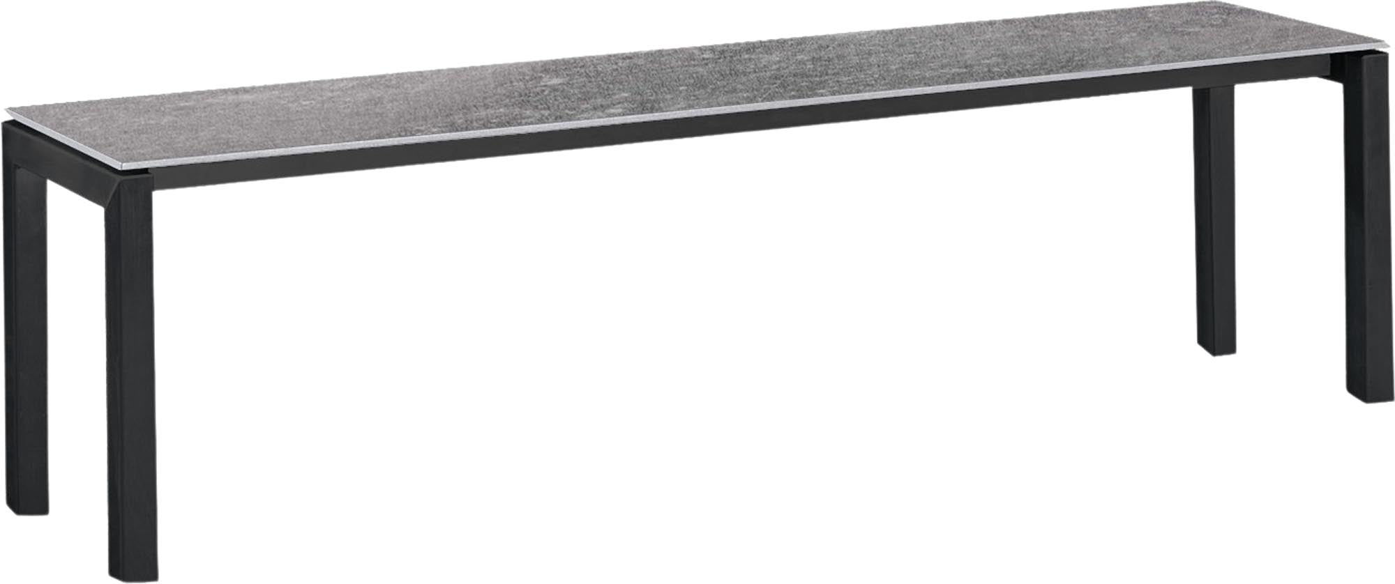 Luzern Glasfaser-Gartenbank Decor 160x32 in Beton / Schwarz präsentiert im Onlineshop von KAQTU Design AG. Gartenbank ist von Schaffner