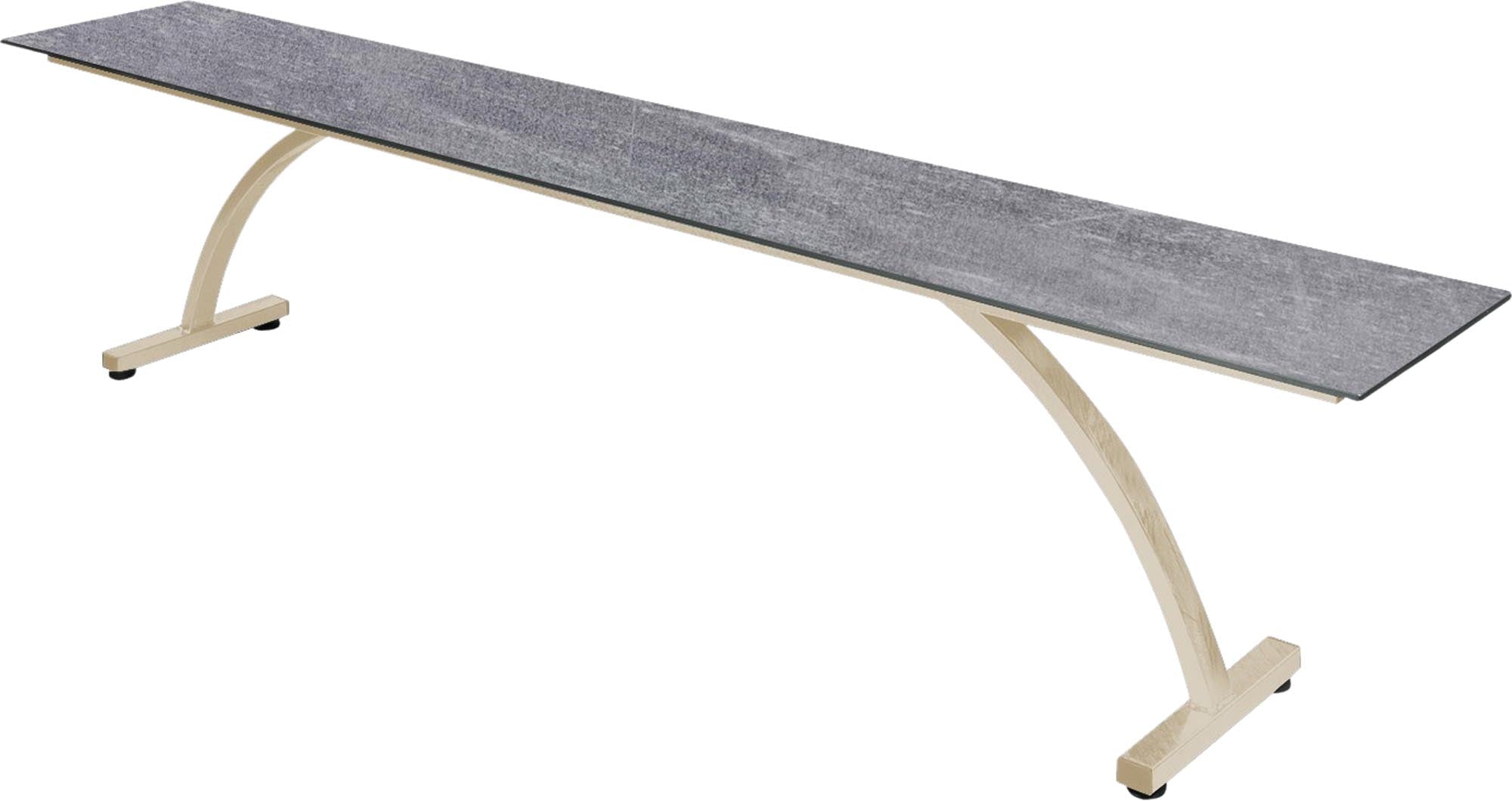 Die Gartenbank Bernardino von Schaffner kombiniert modernes Design mit Langlebigkeit und Pflegeleichtigkeit – ideal für jeden Außenbereich.