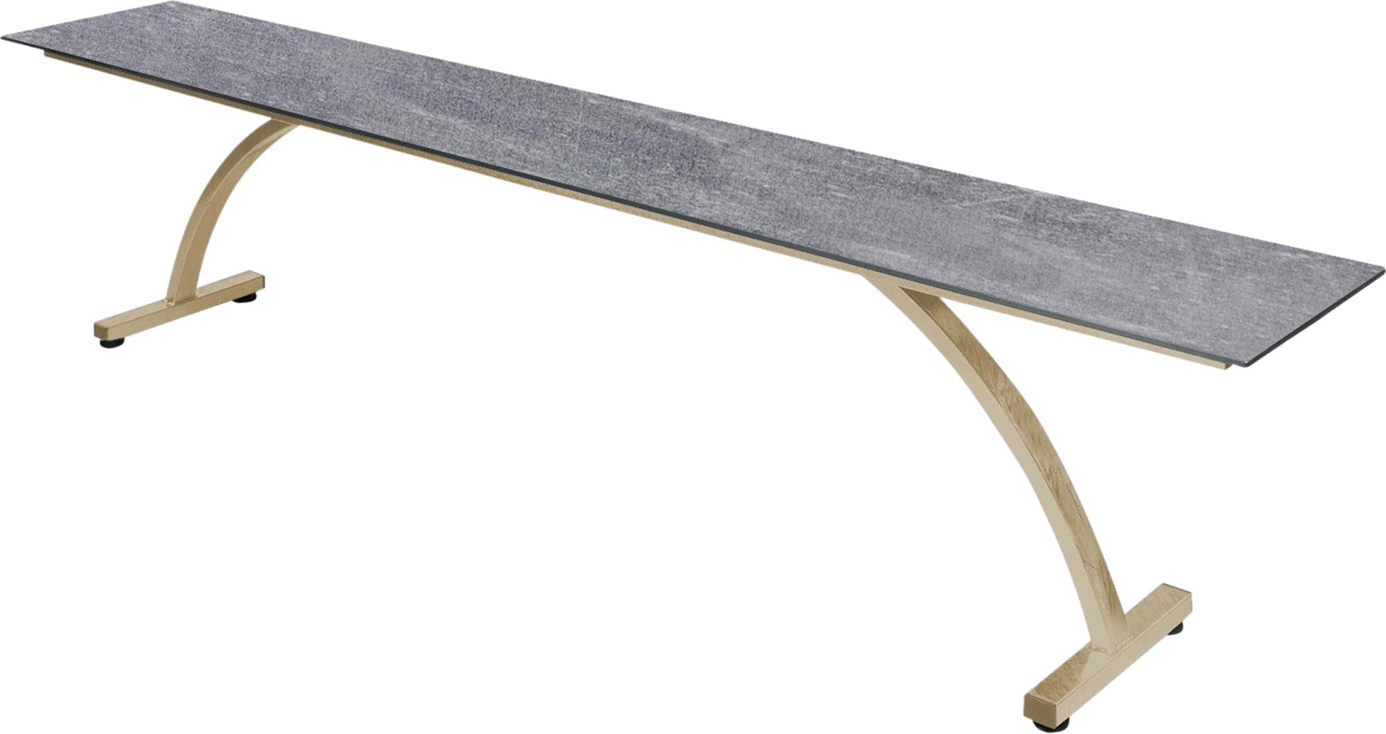 Robuste Bank Bernardino von Schaffner für zeitlose Gartenmomente.