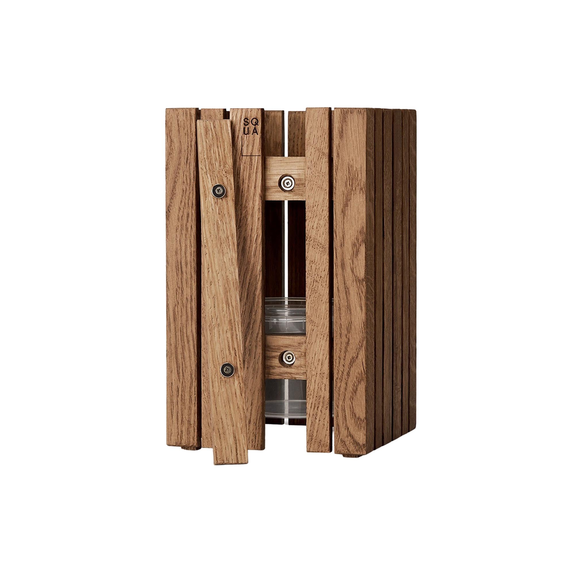 Kompaktes Pflanzgefäß aus Eichenholz mit Selbstbewässerung – ideal für Kräuter und kleine Pflanzen in jedem Raum.