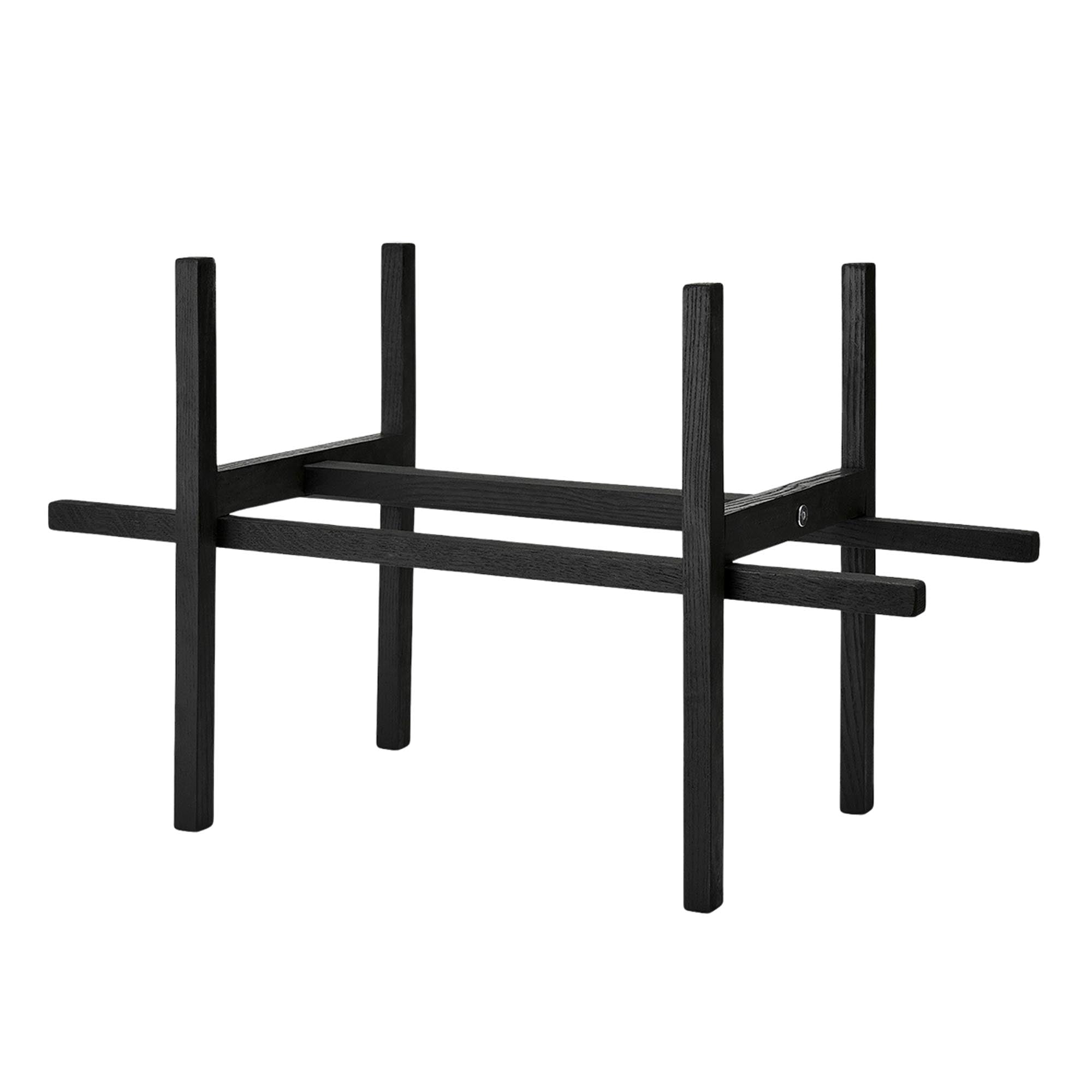 Eleganter StandWide für GrowWIDE: Ideal für Innenräume und Balkone, vereint modernes Design mit praktischer Flexibilität.