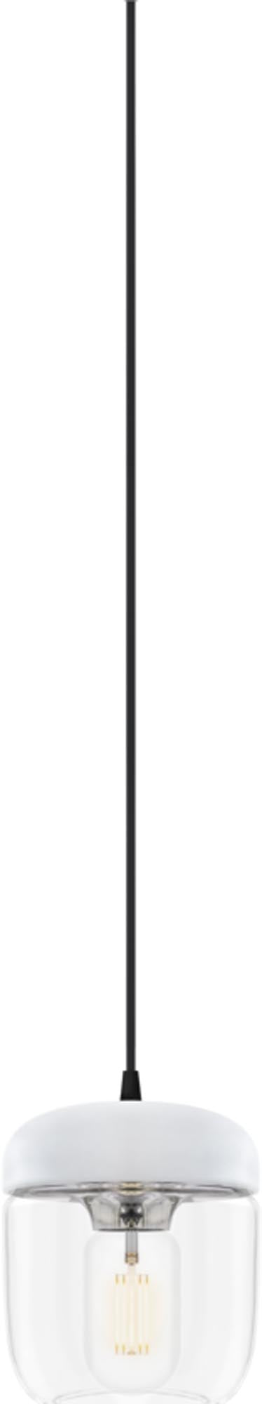 Der Acorn Lampenschirm von Umage kombiniert modernes Design mit natürlicher Inspiration und sorgt für ein warmes, einladendes Ambiente.