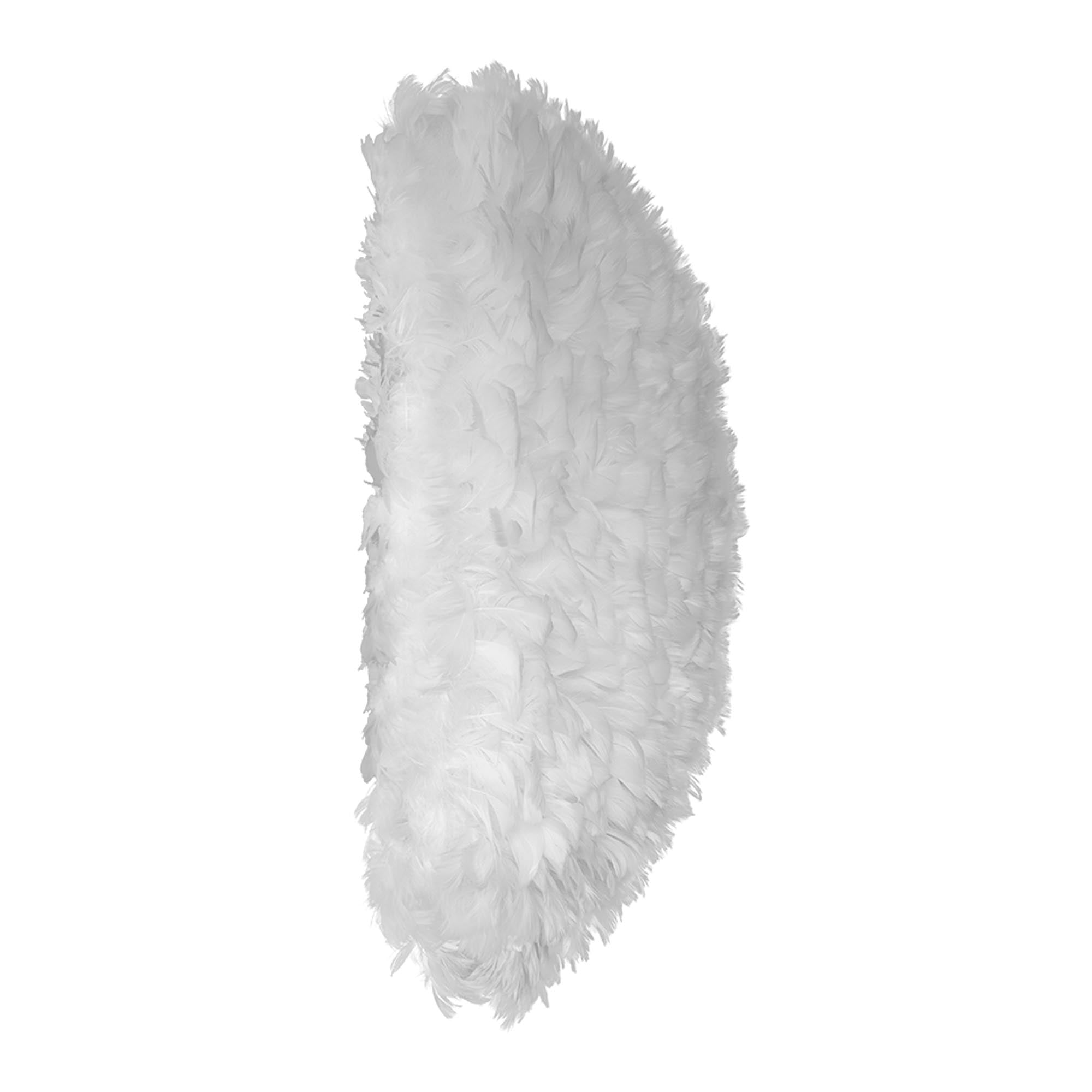 Die Eos UP Large Deckenleuchte von Umage: Stilvolle Beleuchtung aus hochwertigen Gänsefedern, perfekt für gemütliche Atmosphären in jedem Raum.