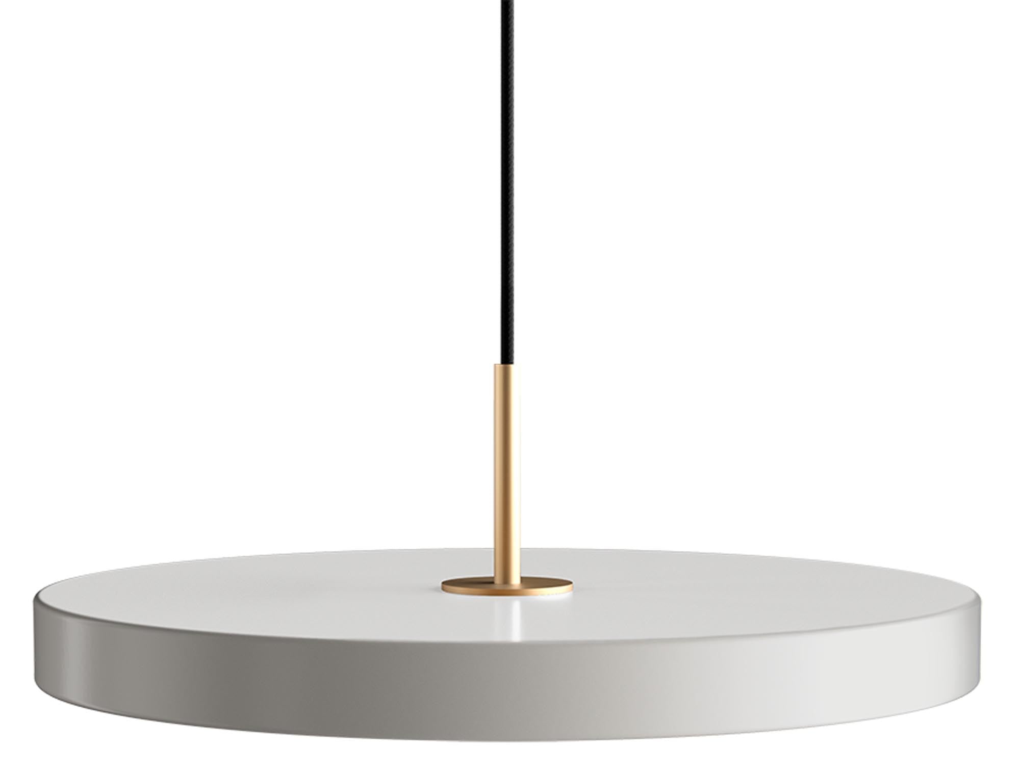 Asteria Pendelleuchte: Stilvolle Beleuchtung mit skandinavischem Flair.