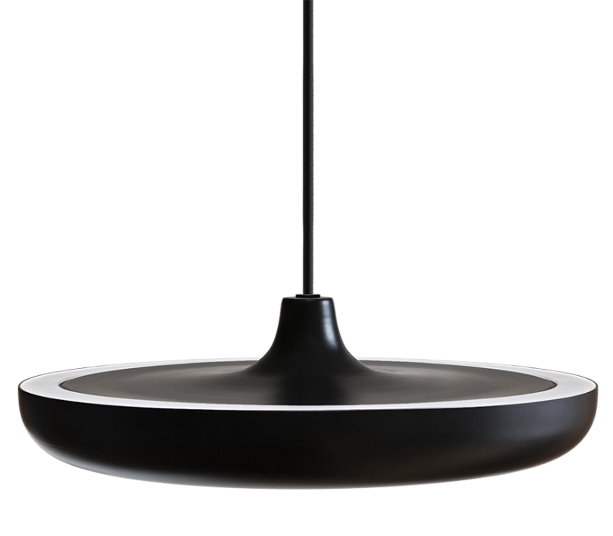 Eleganter CASSINI Lampenschirm von Umage: Modernes Design, hochwertige Materialien, vielseitig einsetzbar, zeitgemässes Wohnen.