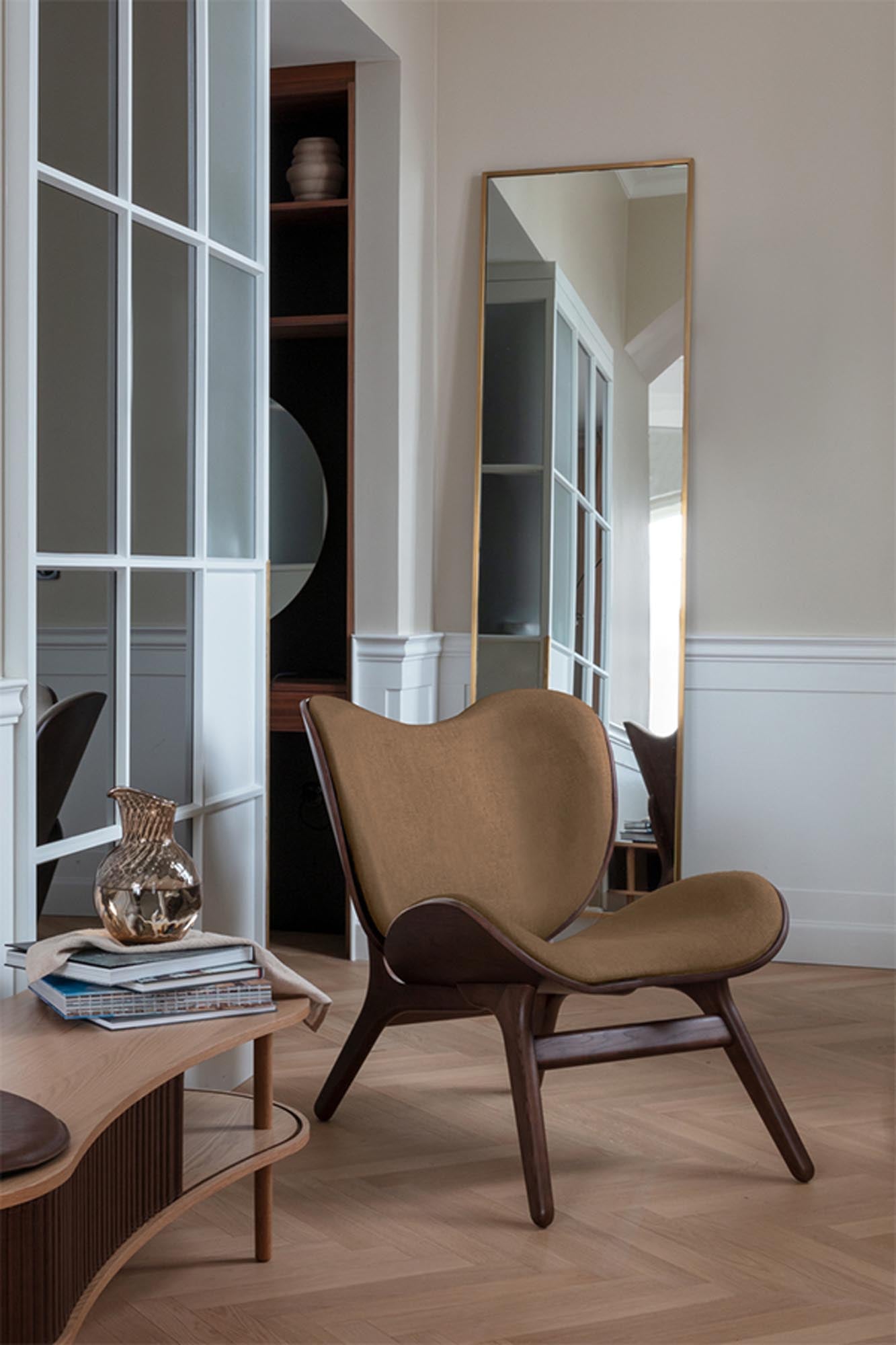 Stilvoller Umage Sessel: Perfekte Harmonie aus Design und Komfort.