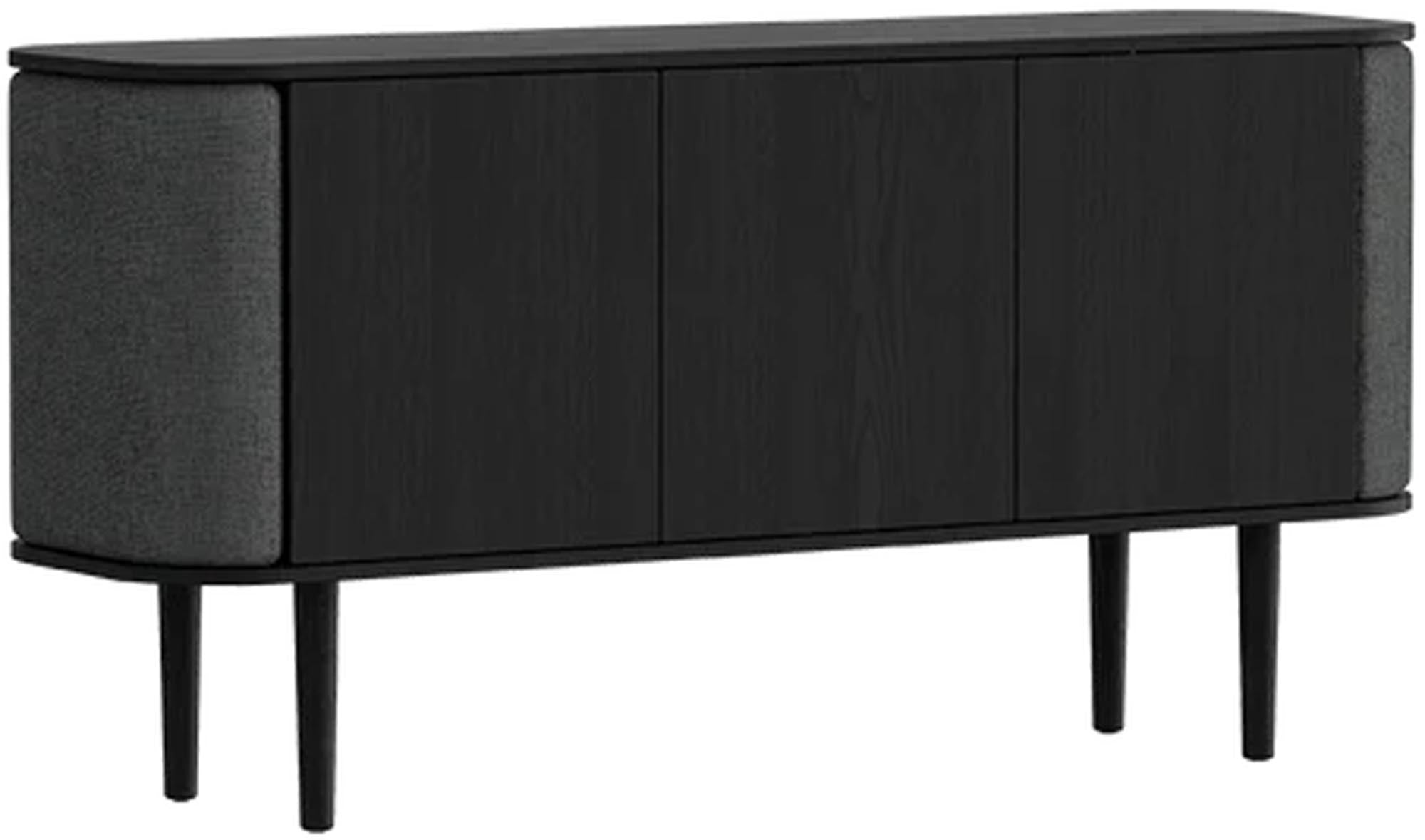 Stilvolles 3-türiges Sideboard von Umage: Skandinavische Ästhetik trifft auf praktische Stauraumlösungen.