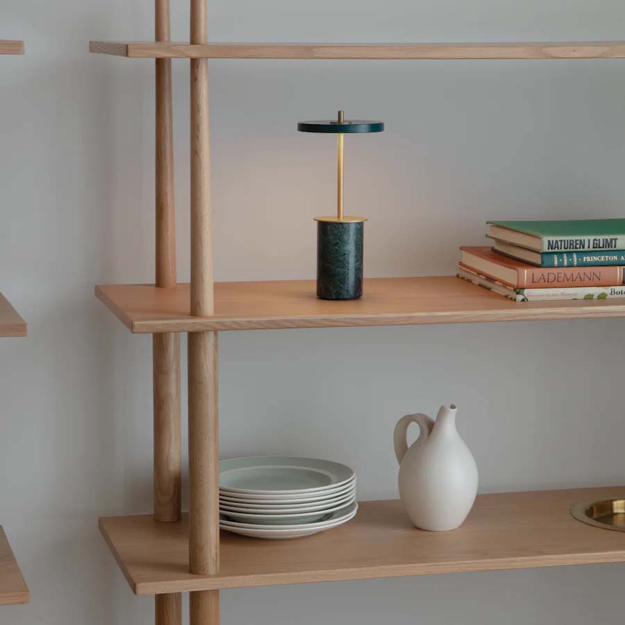 Asteria Move Mini: Elegante, kabellose LED-Tischleuchte von Umage.