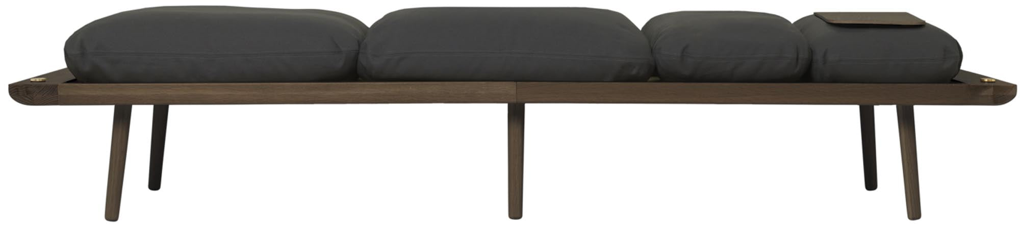 Genießen Sie Komfort und Design mit dem Lounge Around Daybed von Umage – die perfekte Kombination aus skandinavischem Stil und Vielseitigkeit.