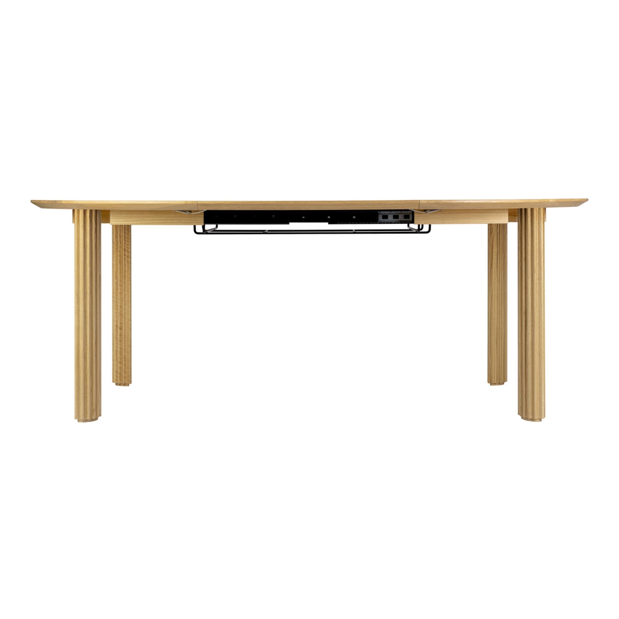 Eleganter Umage Comfort Circle Tisch, flexibel für jeden Anlass.