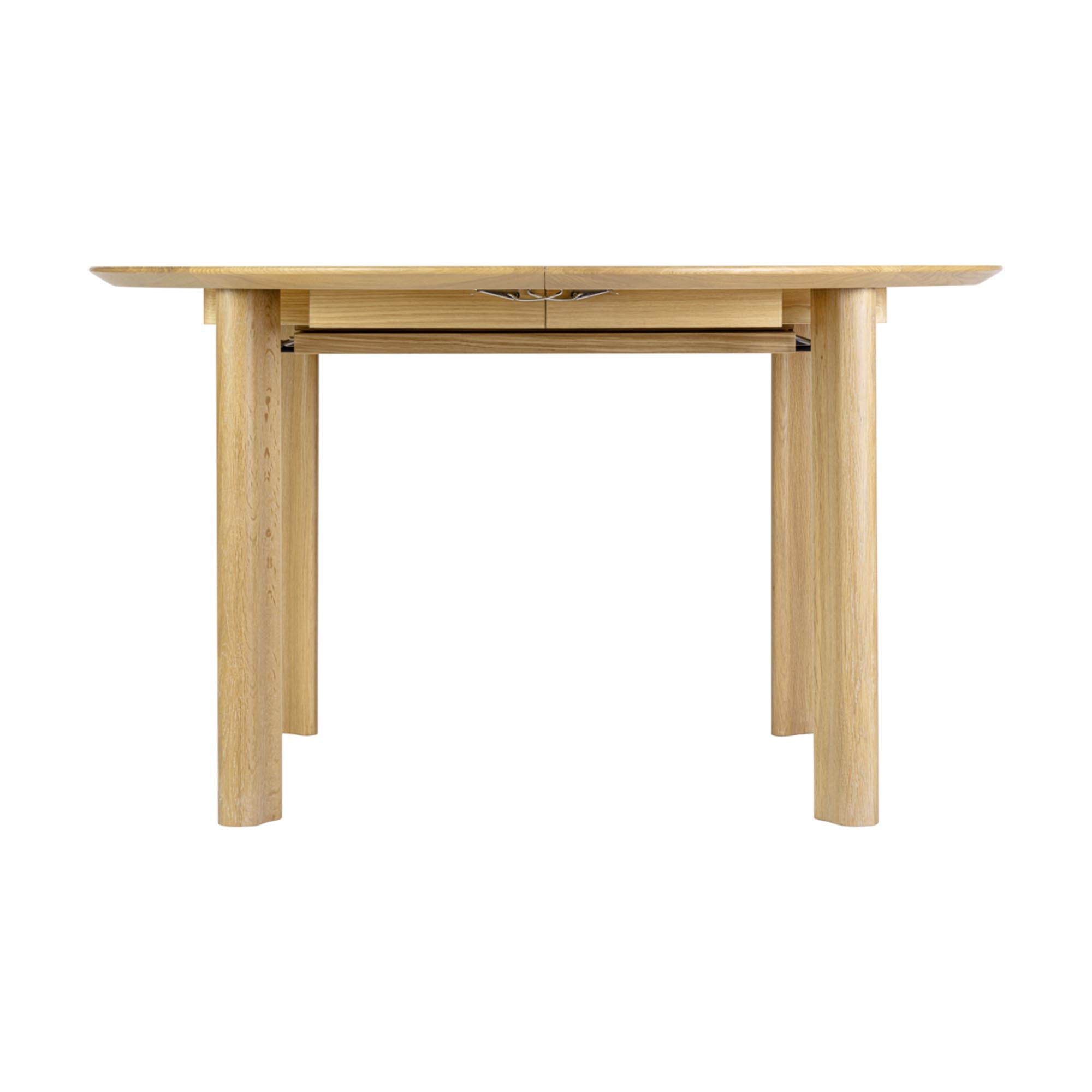 Stilvoller Umage Comfort Circle Tisch, erweiterbar für grosse Feiern.