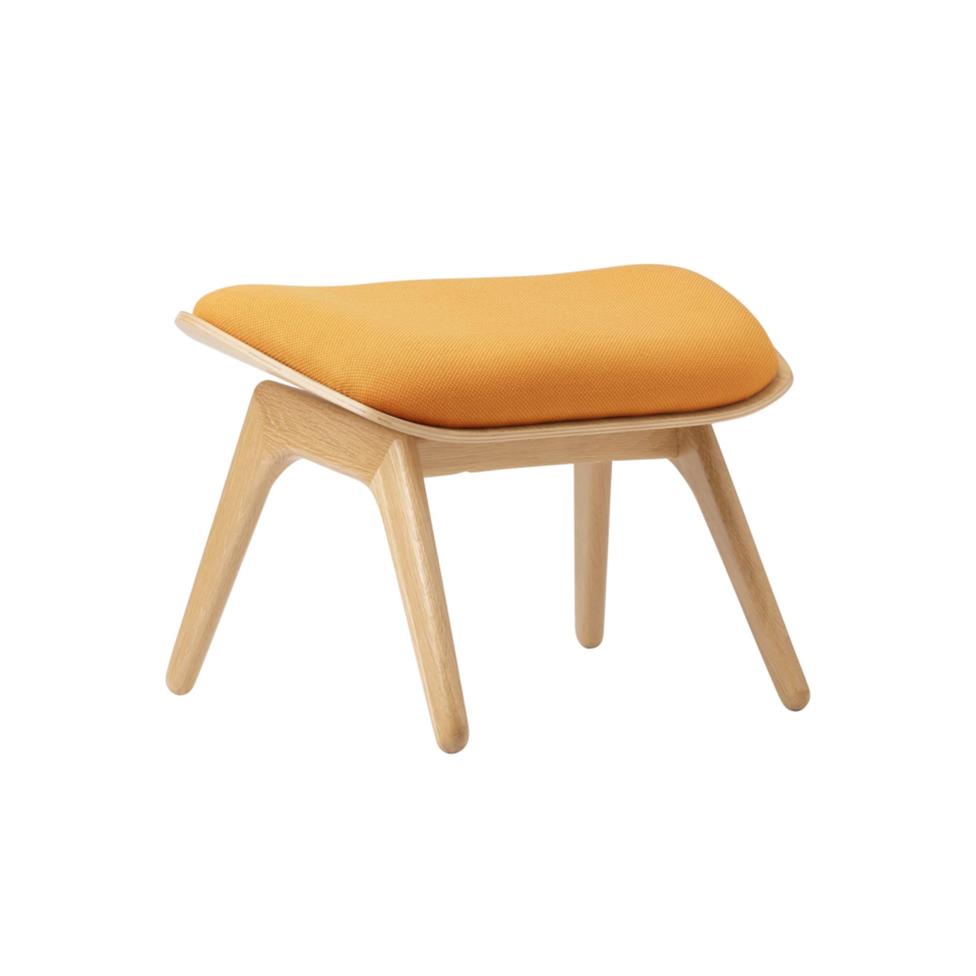 Entdecken Sie den stilvollen Reader Ottoman von Umage – skandinavisches Design trifft auf Komfort und Funktionalität.