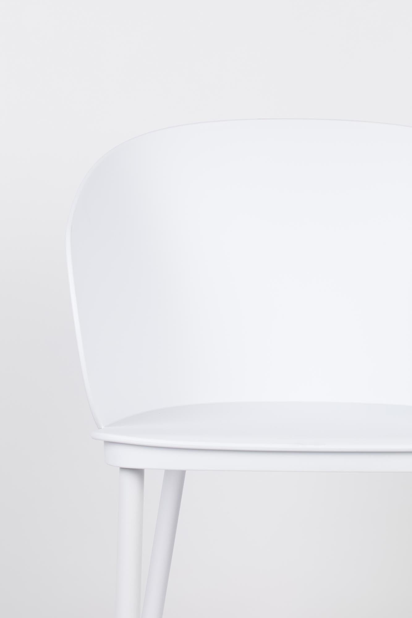 Der GIGI Stuhl von White Label Living vereint modernes Design mit höchstem Sitzkomfort – perfekt für jedes Wohnambiente.