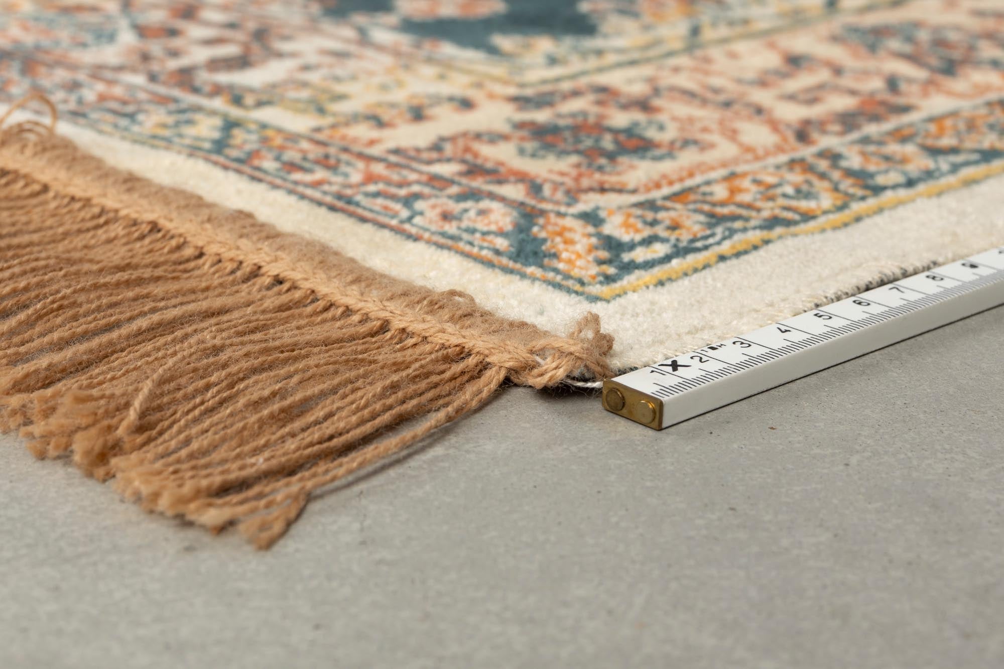 Teppich Raz 240x80 von White Label Living: Stilvoll, robust und ideal für zeitgemässe Wohnraumgestaltung.