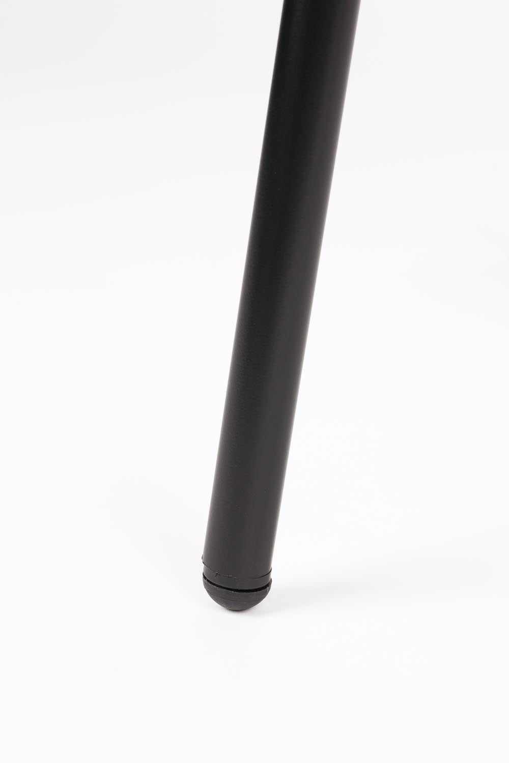 Entdecken Sie den eleganten Stuhl Joa Weiss von White Label Living – ein stilvoller Schalenstuhl für jeden Raum, der Komfort und Ästhetik vereint.