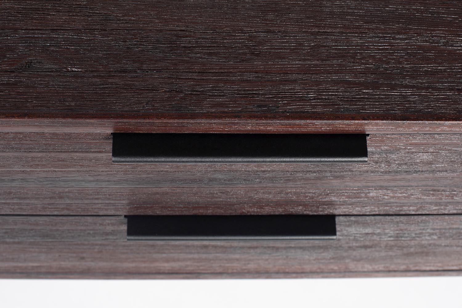 Stilvoller Teakholz-Schrank Webster S von White Label Living.