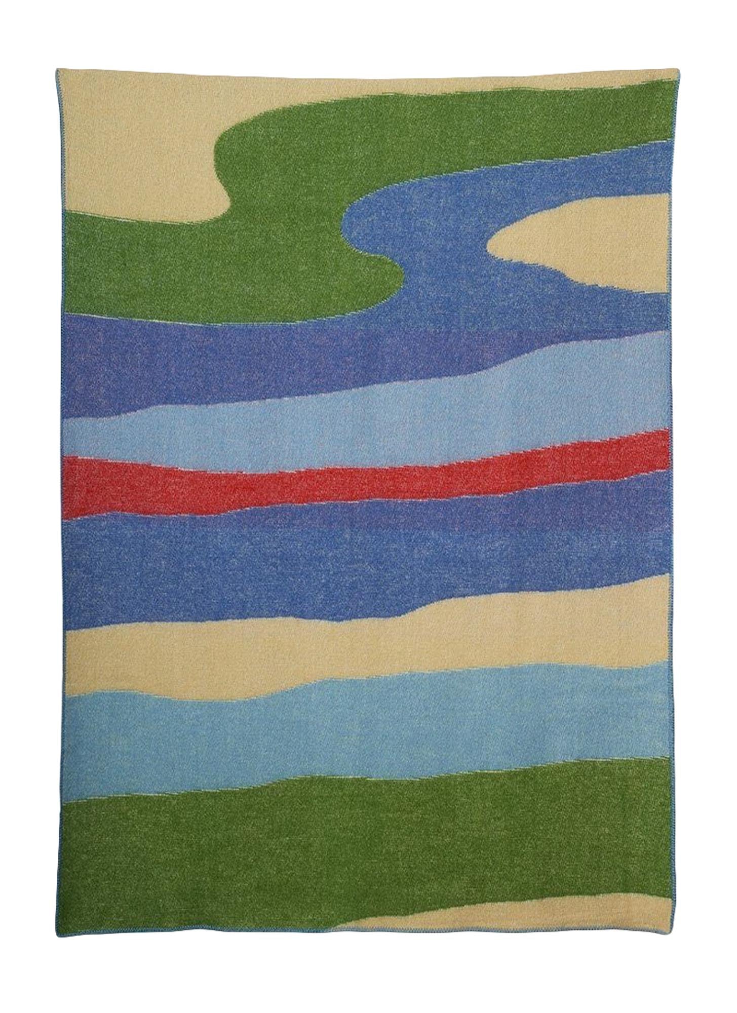 Entdecken Sie die Wolldecke Mainstream von ZigZagZurich – stilvoll, warm und perfekt für gemütliche Abende. Hochwertige Wolle für besten Komfort.