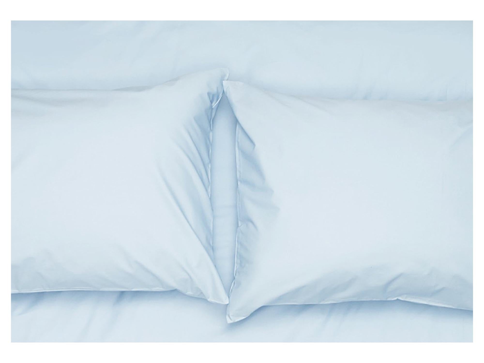 Luxuriöser Perkal-Kissenbezug von ZigZagZurich aus feiner Baumwolle.