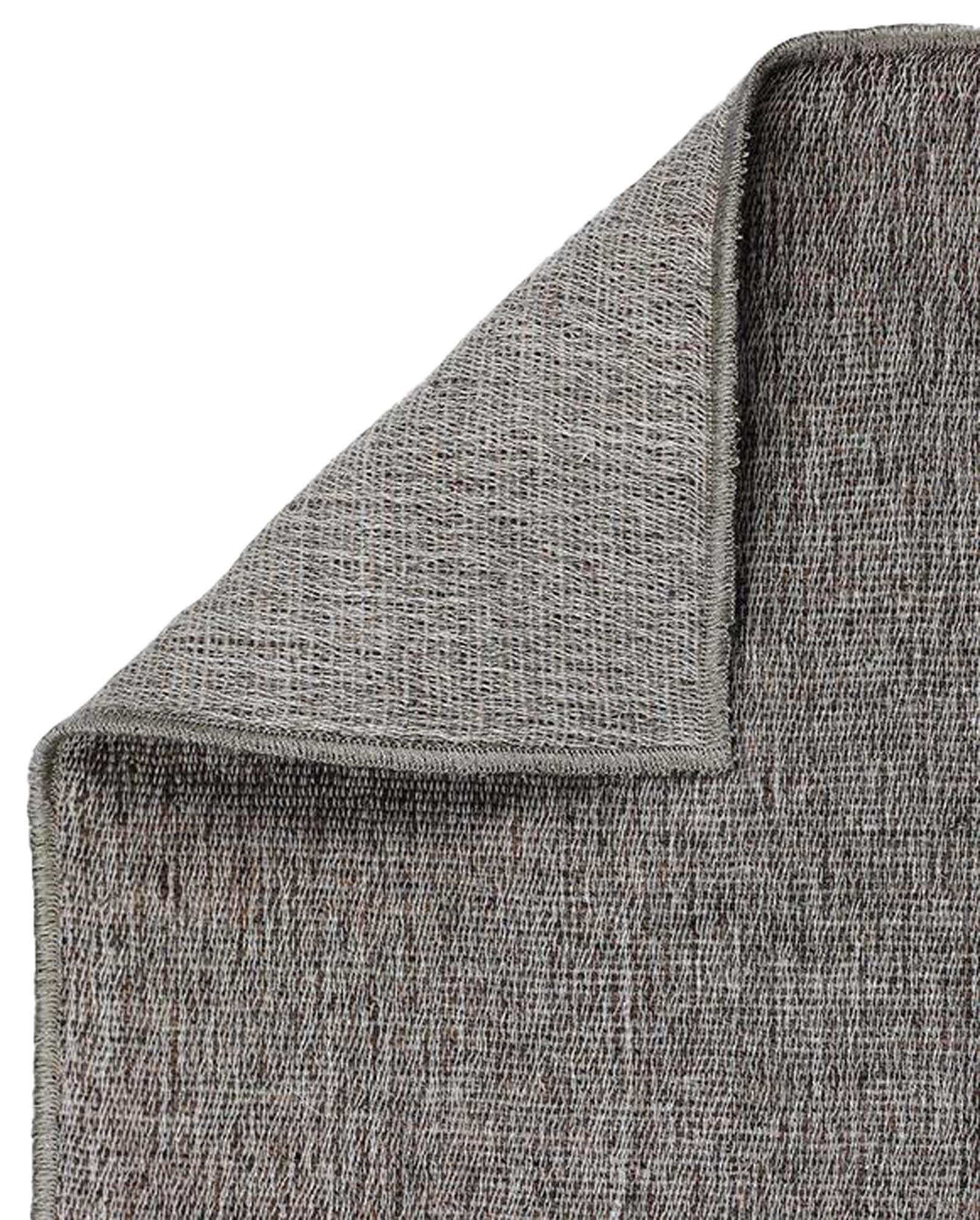 Stilvoller Bettüberwurf Mona von ZigZagZurich: Hochwertige Materialien, einzigartige Textur und vielseitige Nutzung für Ihr Schlafzimmer.