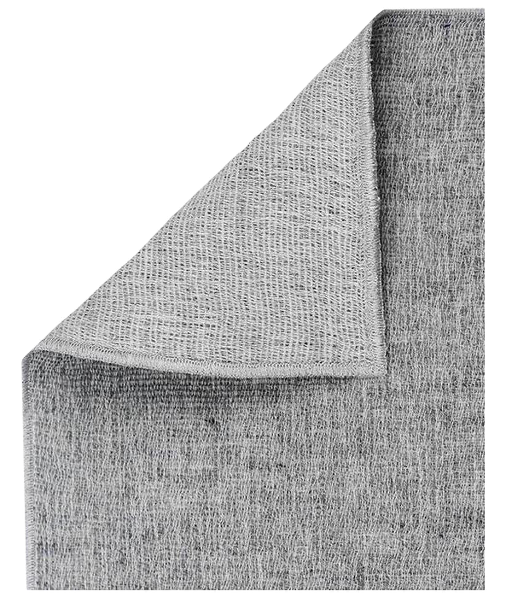 Verleihen Sie Ihrem Raum mit dem Mona Baumwollvorhang von ZigZagZurich einen Hauch von Eleganz und Komfort – ideal für jedes Interieur.