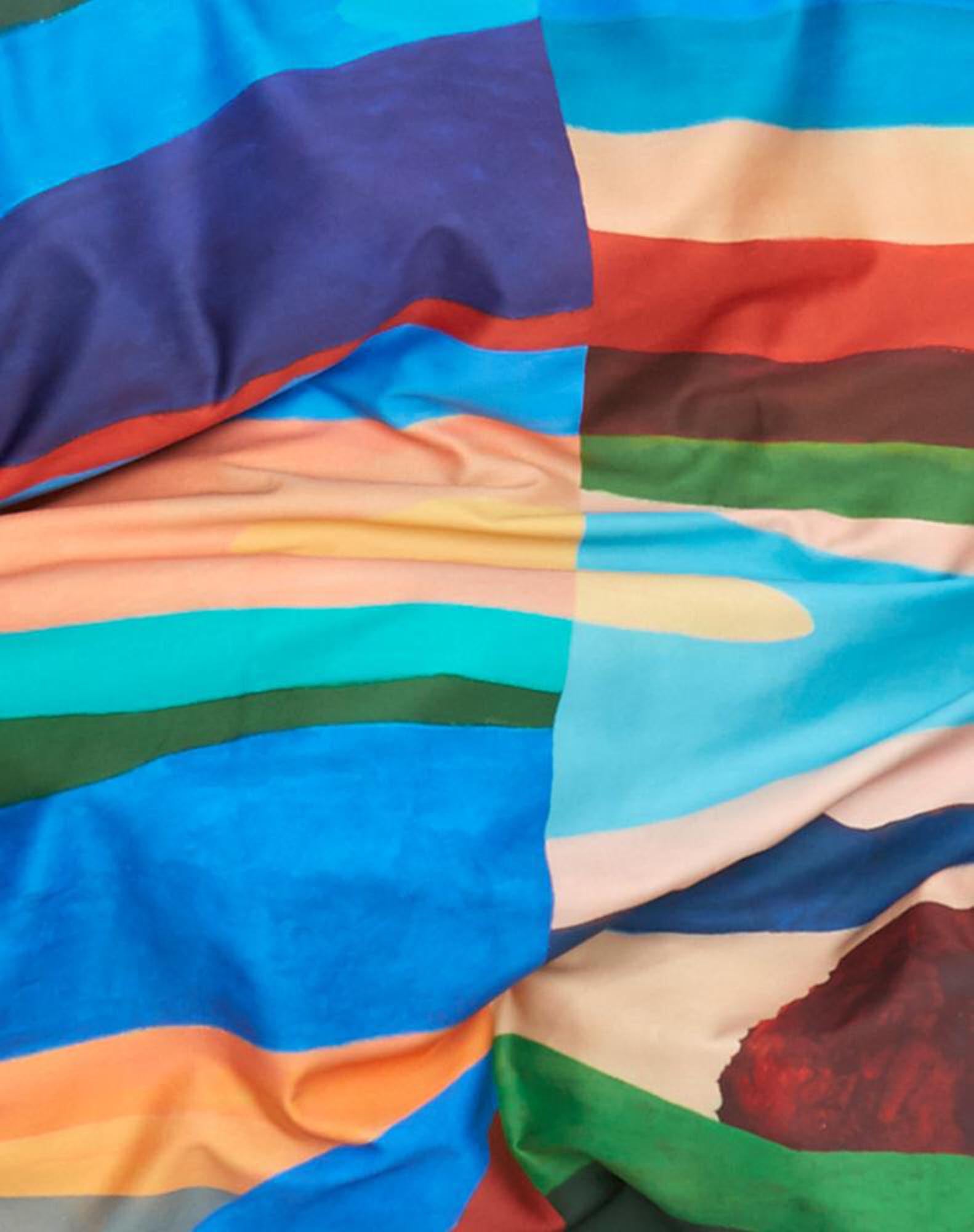 Luxuriöse Bettwäsche "Panoramas" von ZigZagZurich: Kunstwerk aus Baumwoll-Satin, inspiriert von der Natur, für stilvollen Komfort.