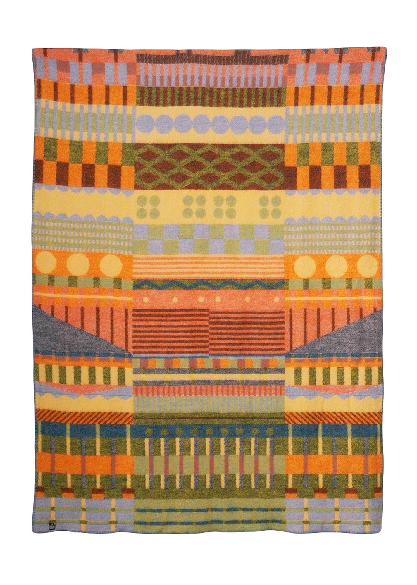 Entdecken Sie die Gunta Wolldecke von ZigZagZurich: Hochwertige neuseeländische Wolle, elegantes Design und perfekte Wärme für Ihr Zuhause.