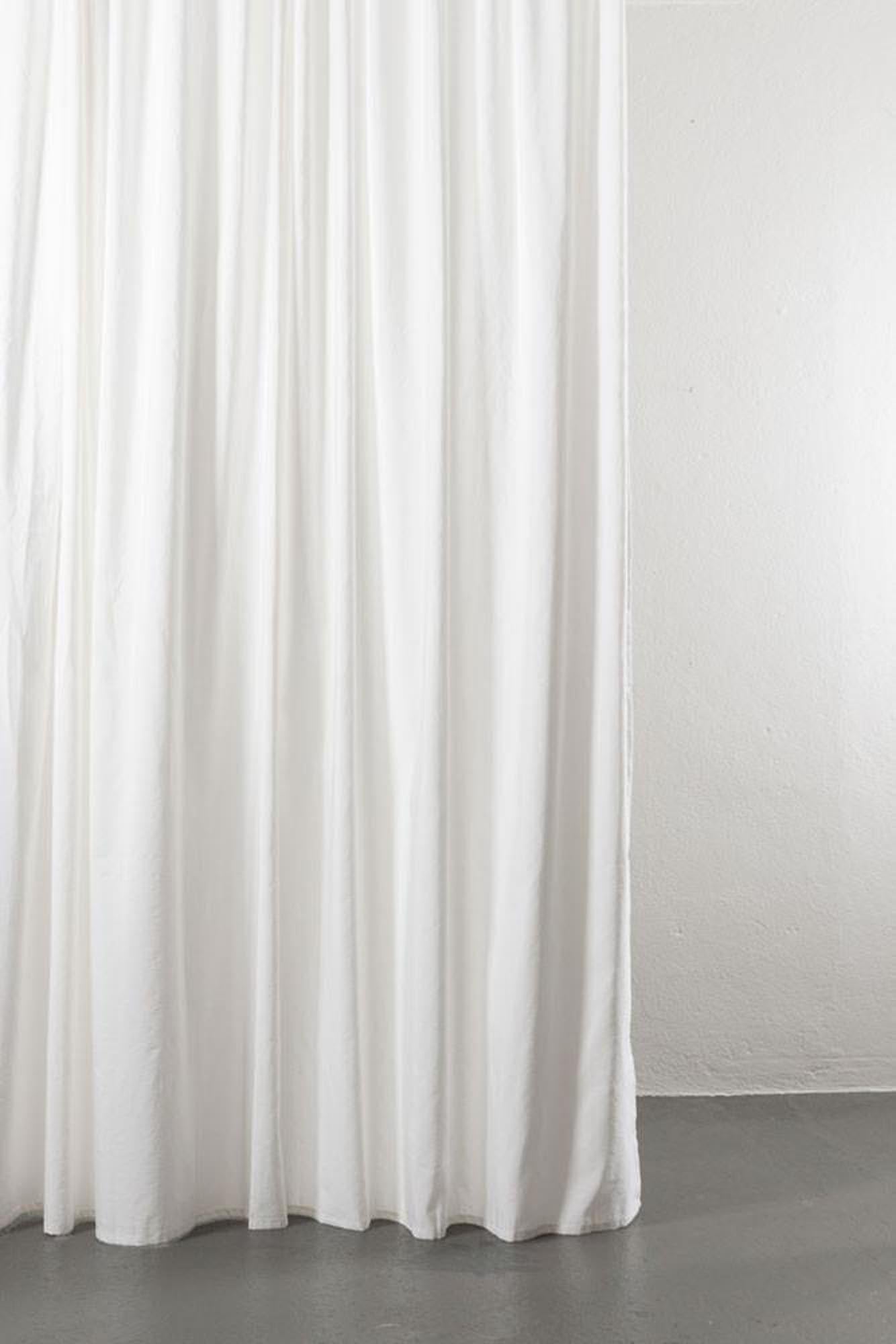 Stilvoller Azura Vorhang aus Baumwolle-Leinen von ZigZagZurich.