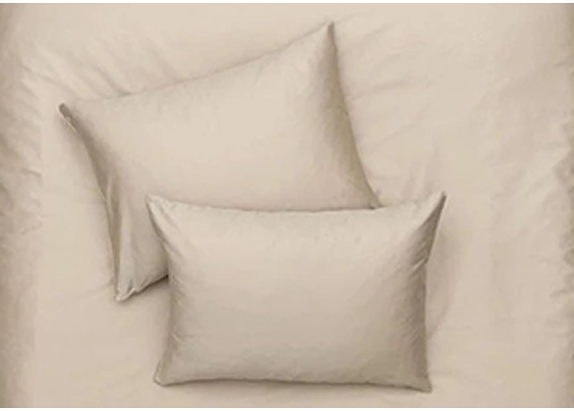 ZigZagZurich Satin-Kissenbezug: Stilvoller Komfort für erholsamen Schlaf.