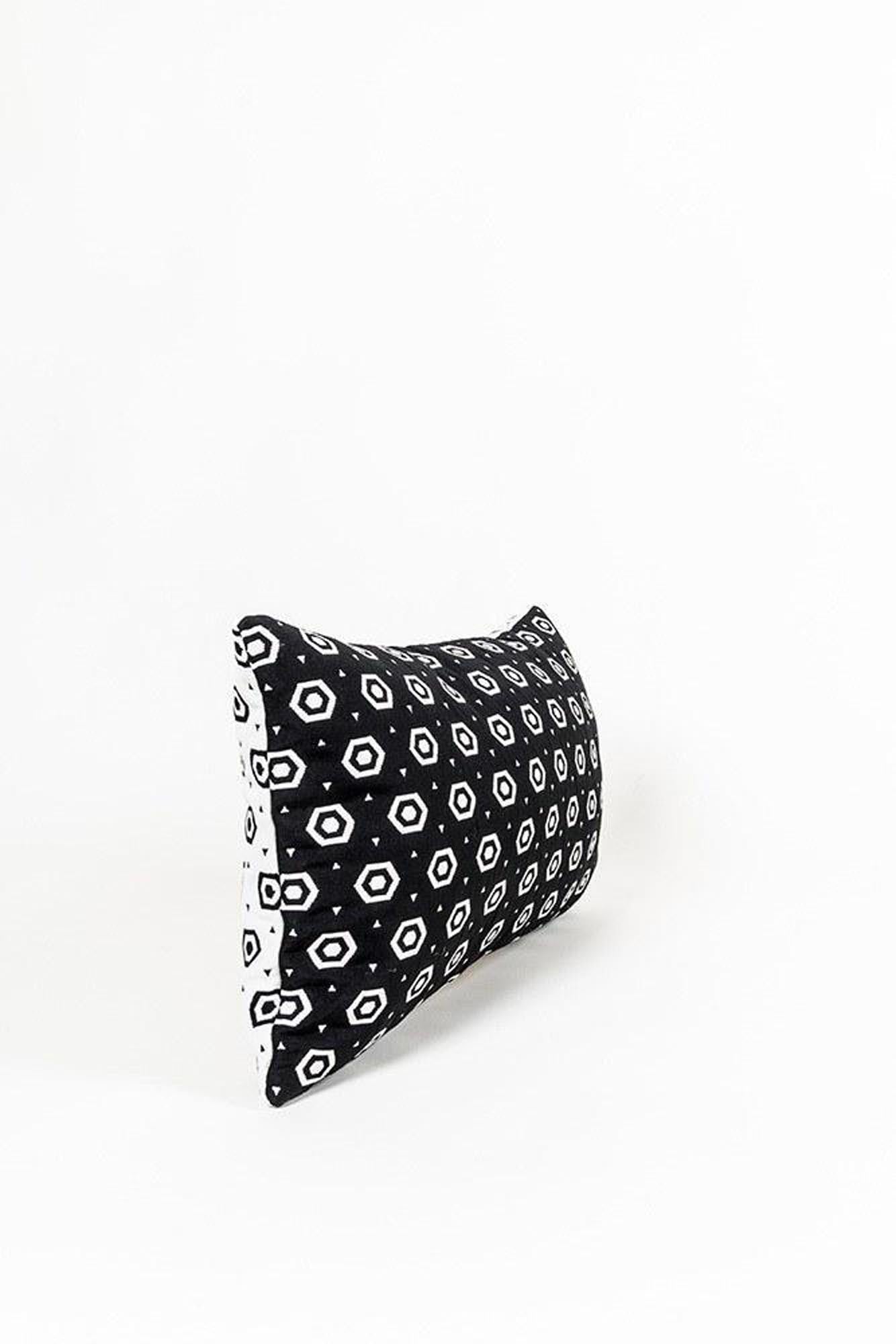 Kissenbezug Coopdps Europa: Kunstvolles Design von ZigZagZurich.