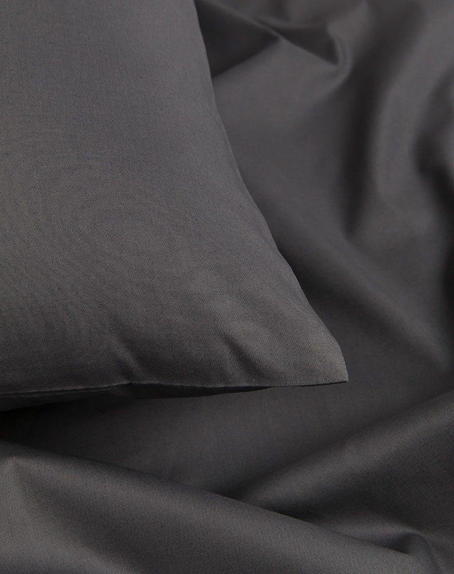 ZigZagZurichs Fixleintuch Perkal: Hochwertige ägyptische Baumwolle für ultimativen Schlafkomfort und zeitlose Eleganz in Ihrem Schlafzimmer.