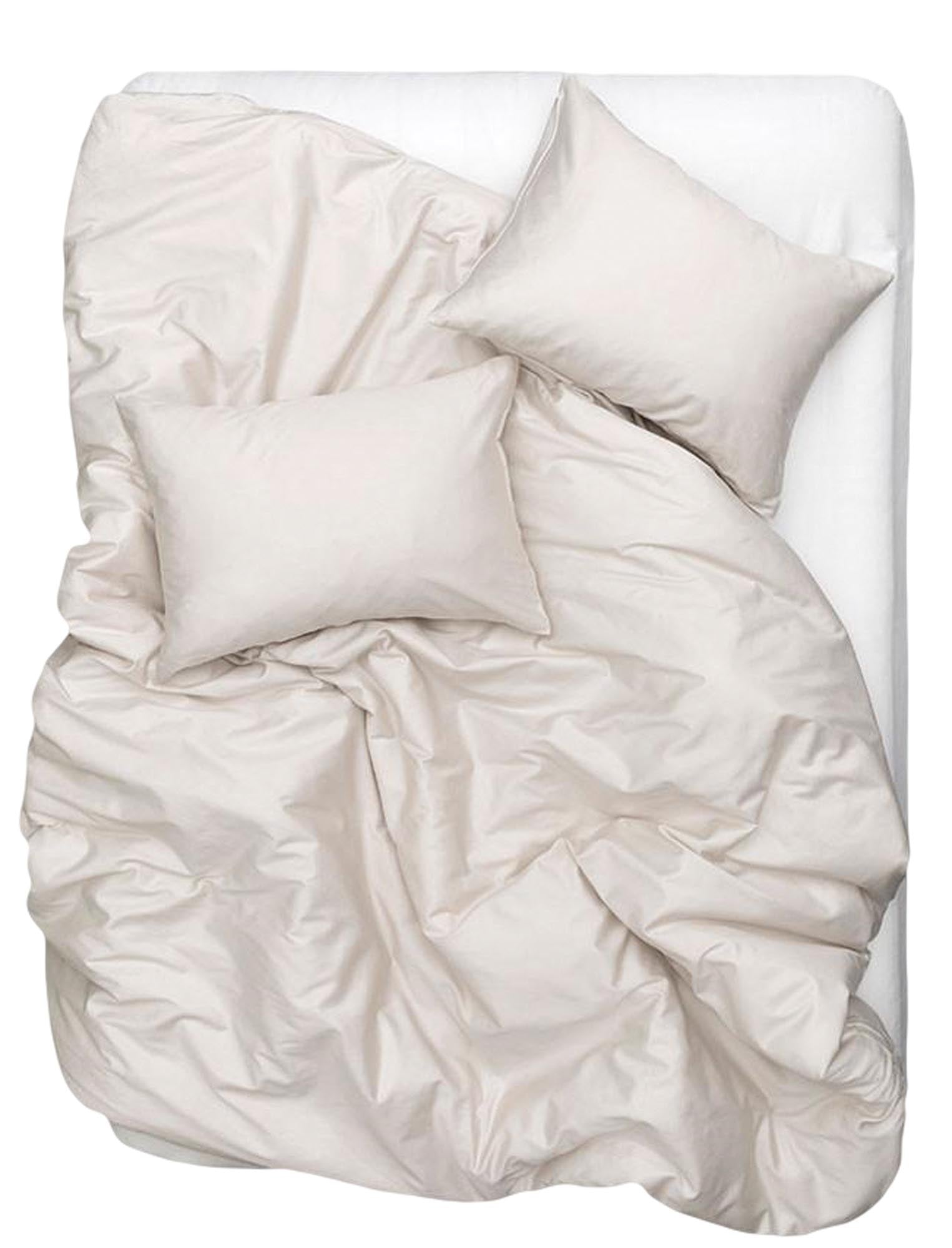 Erleben Sie luxuriösen Schlafkomfort mit dem Satin-Fixleintuch von ZigZagZurich – perfekt für eine stilvolle und entspannte Nachtruhe.