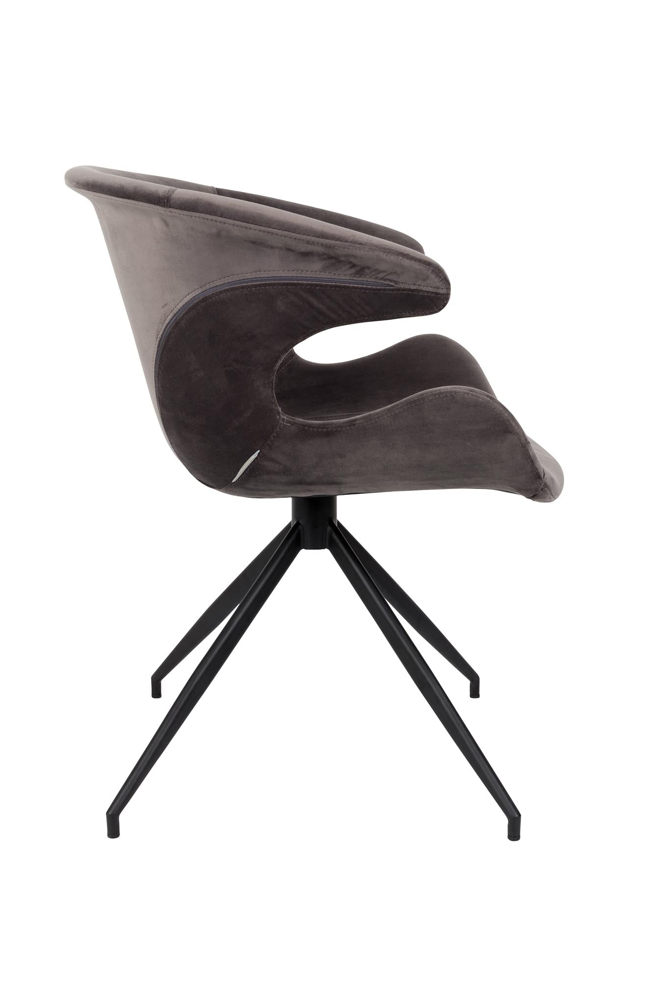 Armlehnstuhl Mia von Zuiver: Stilvolle Eleganz für Ihr Zuhause.