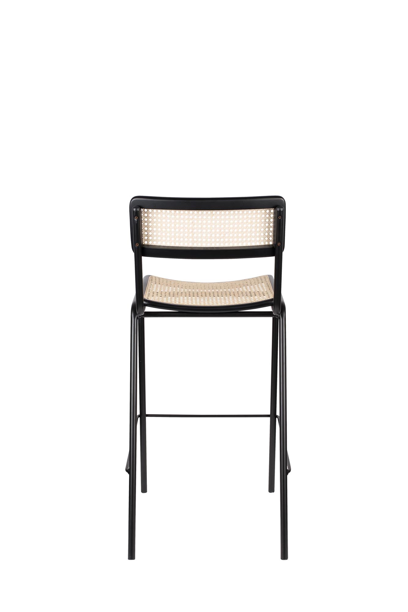 Entdecken Sie den Barstuhl Jort von Zuiver – stilvoll, komfortabel und perfekt für jede moderne Bar oder Küche.