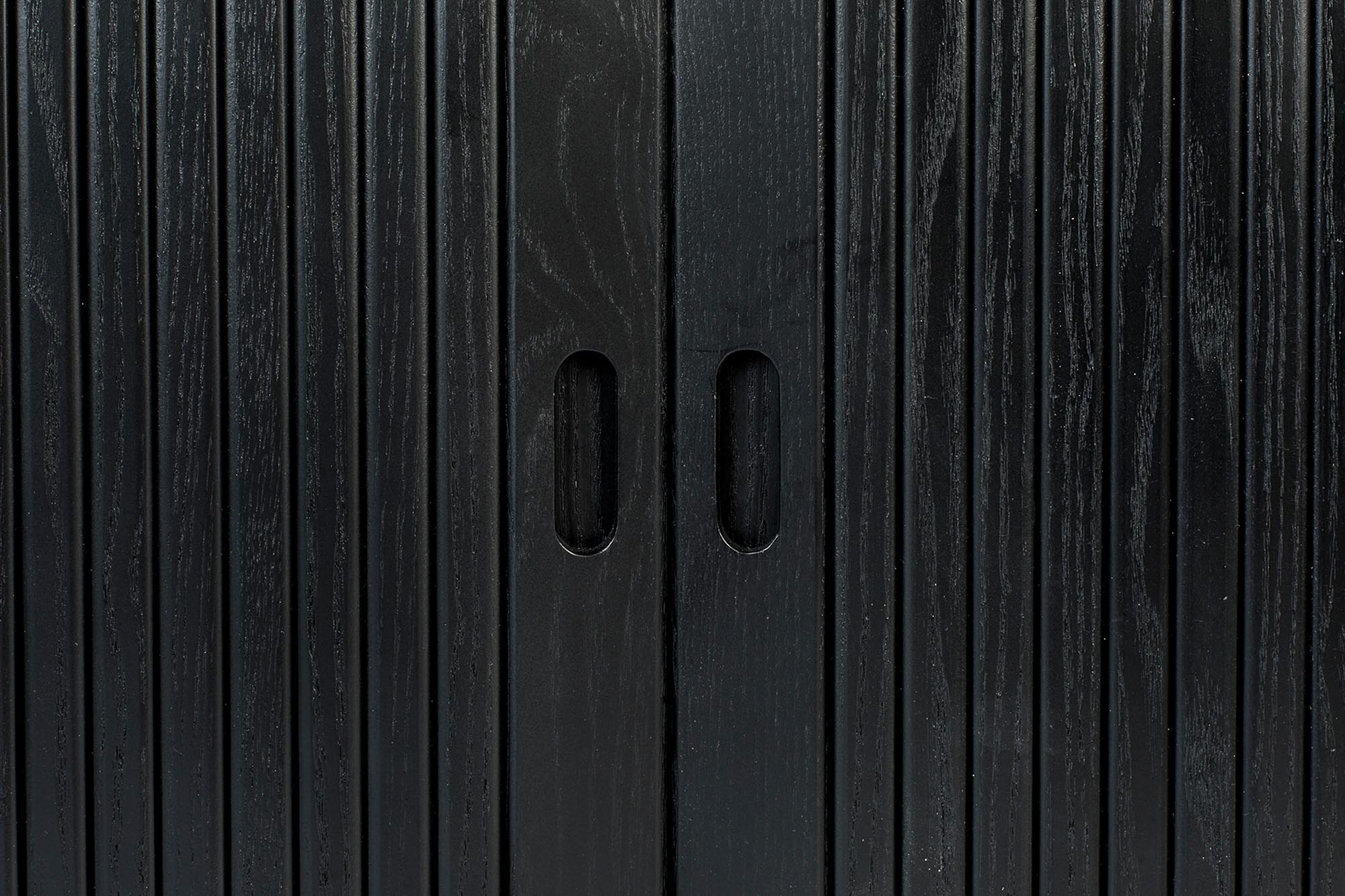 Entdecken Sie das vielseitige Sideboard Barbier von Zuiver – in verschiedenen Größen und Materialien für jeden Raum. Stil und Funktionalität vereint!