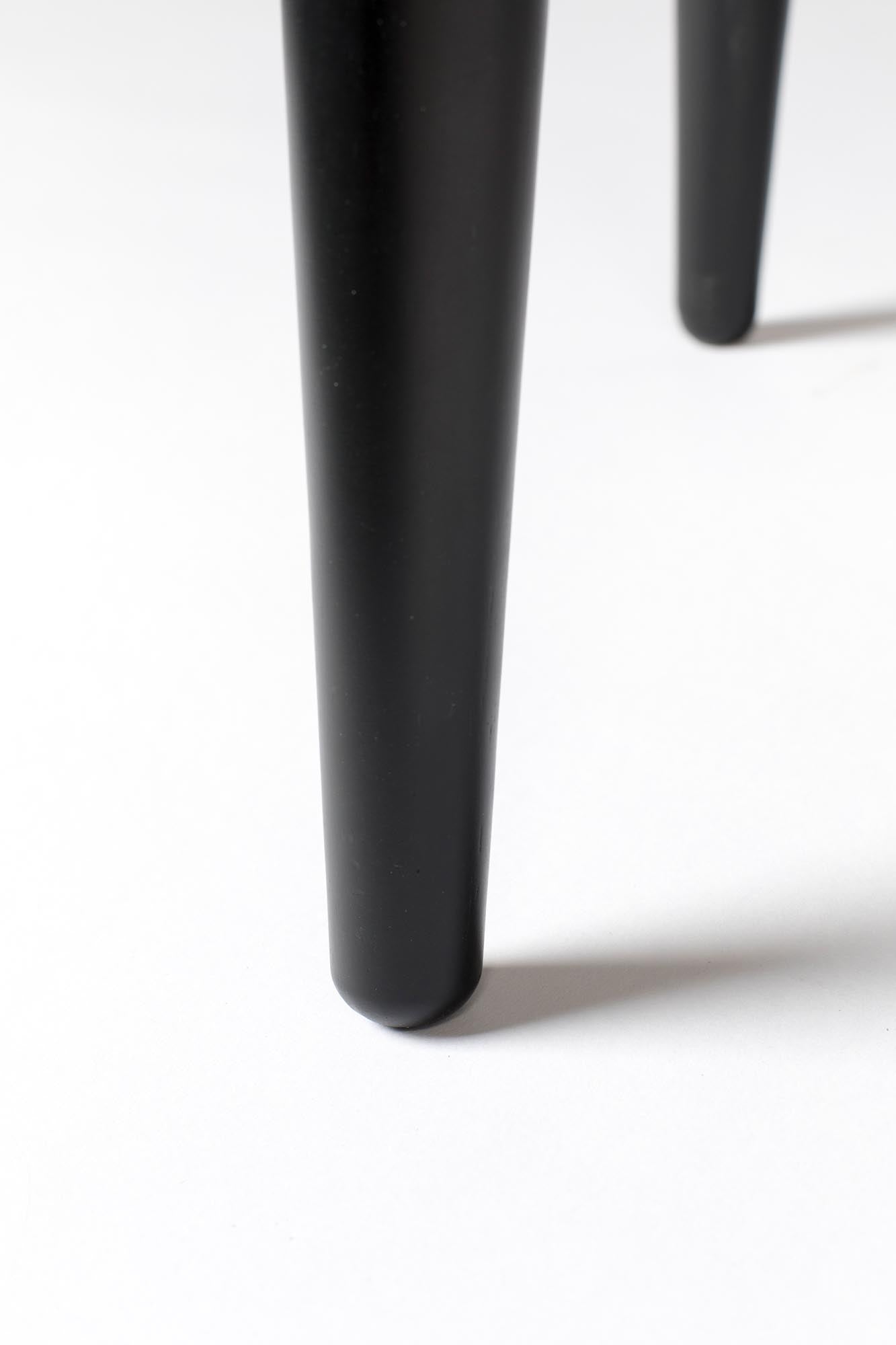 Entdecken Sie das stilvolle Sideboard Barbier von Zuiver – eine perfekte Fusion aus modernem Design und praktischer Nutzung in verschiedenen Größen.