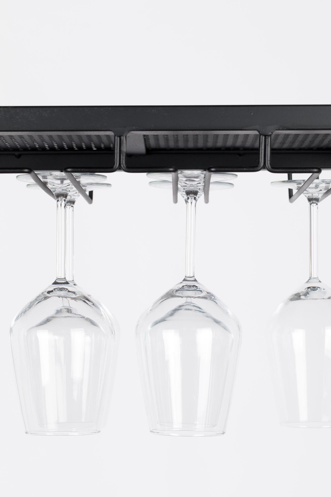 Das Weinregal "Cantor" von Zuiver vereint modernes Design mit Funktionalität und ist ideal für die stilvolle Lagerung Ihrer Weine.