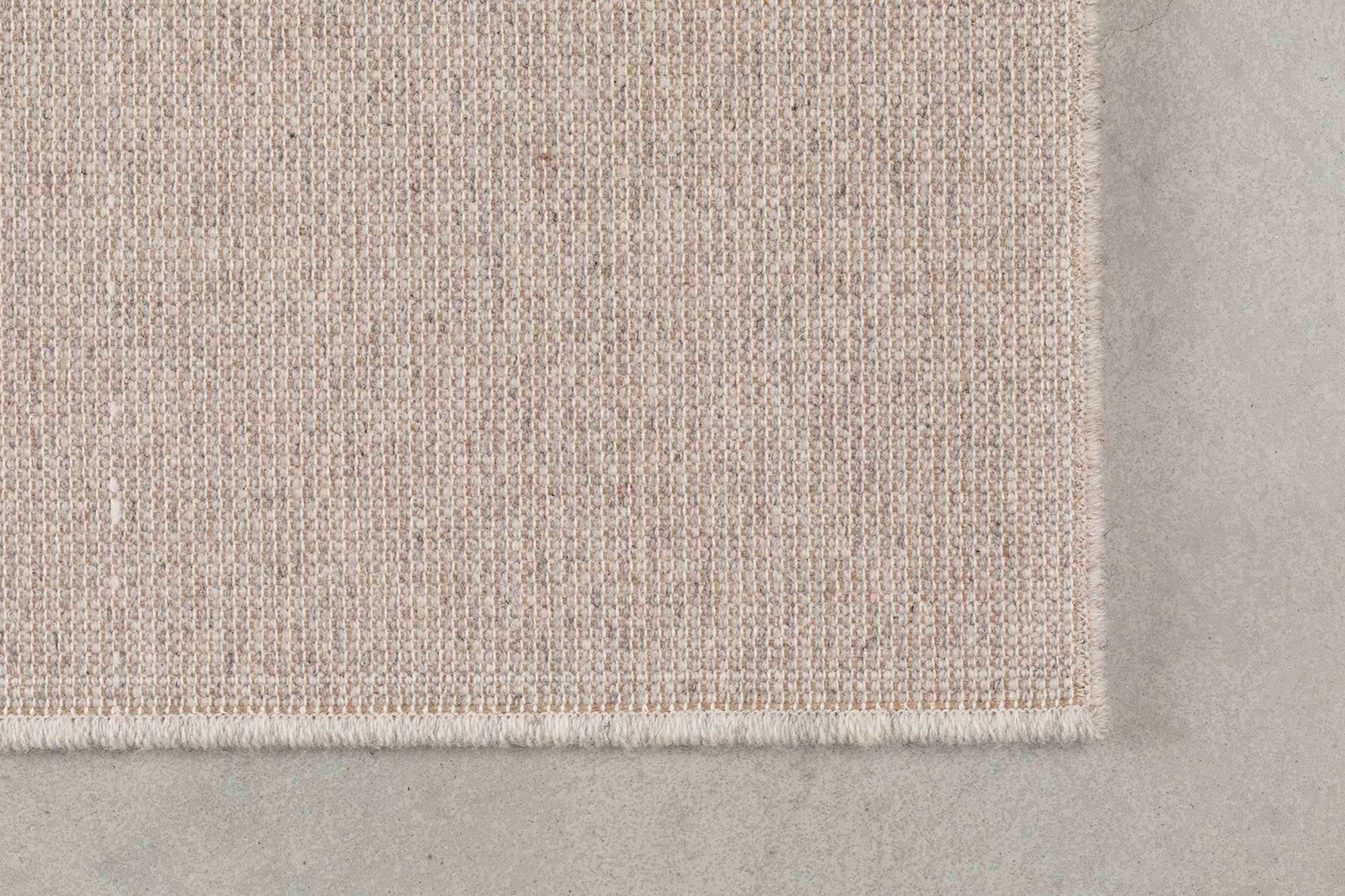 Teppich "Dream" von Zuiver: Modernes Design, hochwertige Materialien und vielseitige Farben für ein elegantes Zuhause.