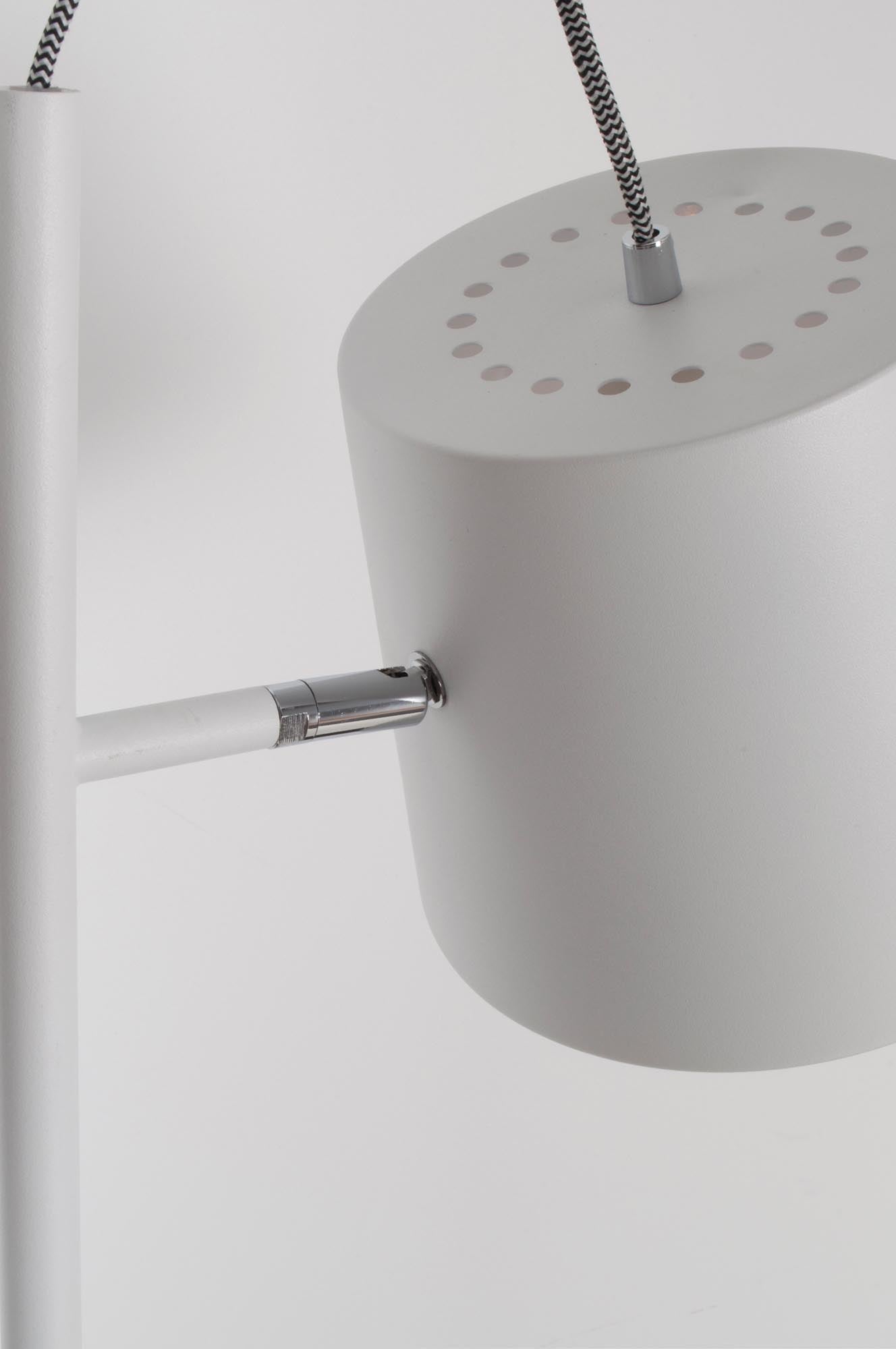 Stylische Stehleuchte Buckle Head von Zuiver für urbanes Flair.