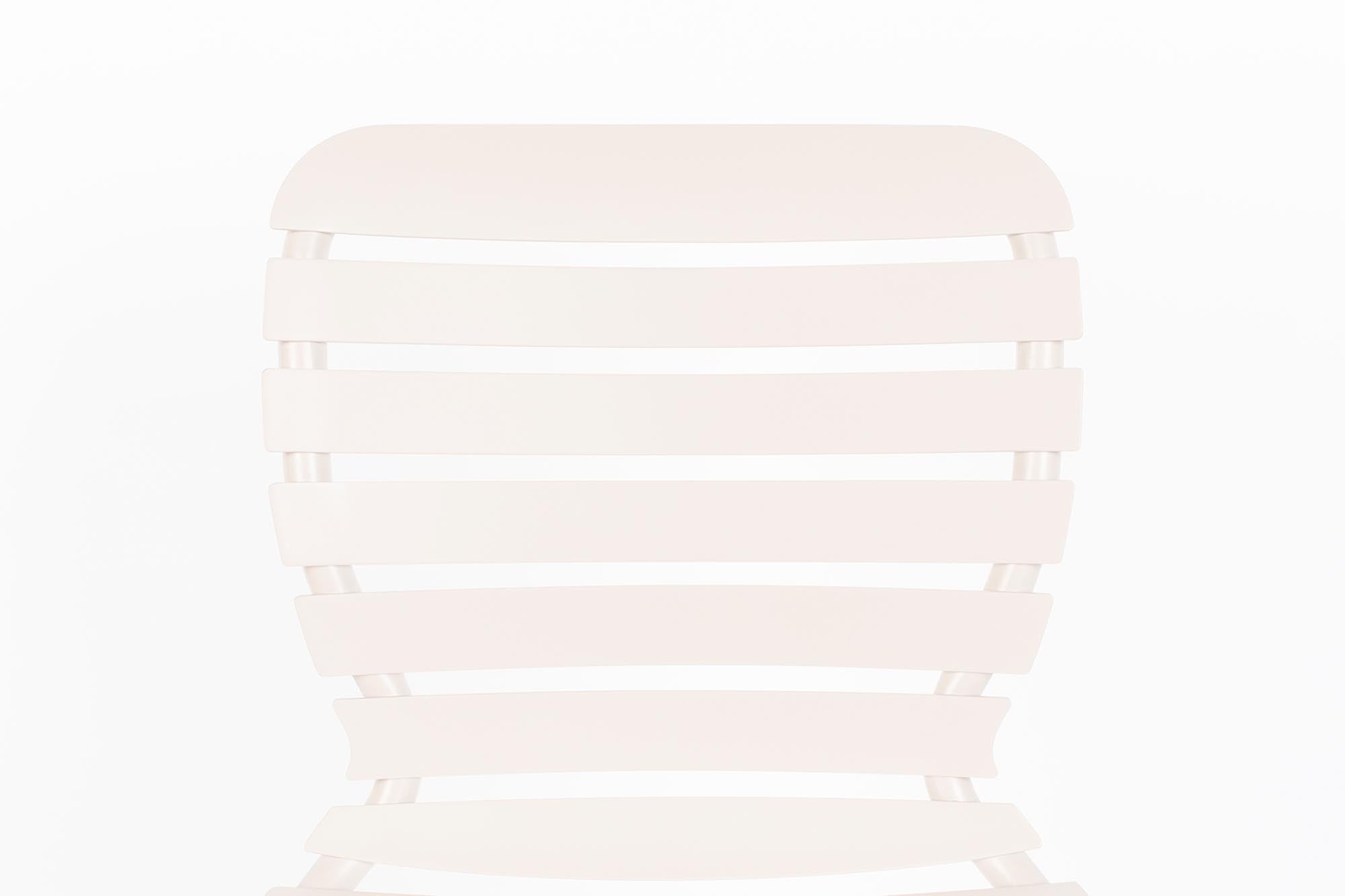 Entdecken Sie den Gartenstuhl Vondel von Zuiver: Hochwertig, ergonomisch und in verschiedenen Farben für stilvolle Akzente im Freien.