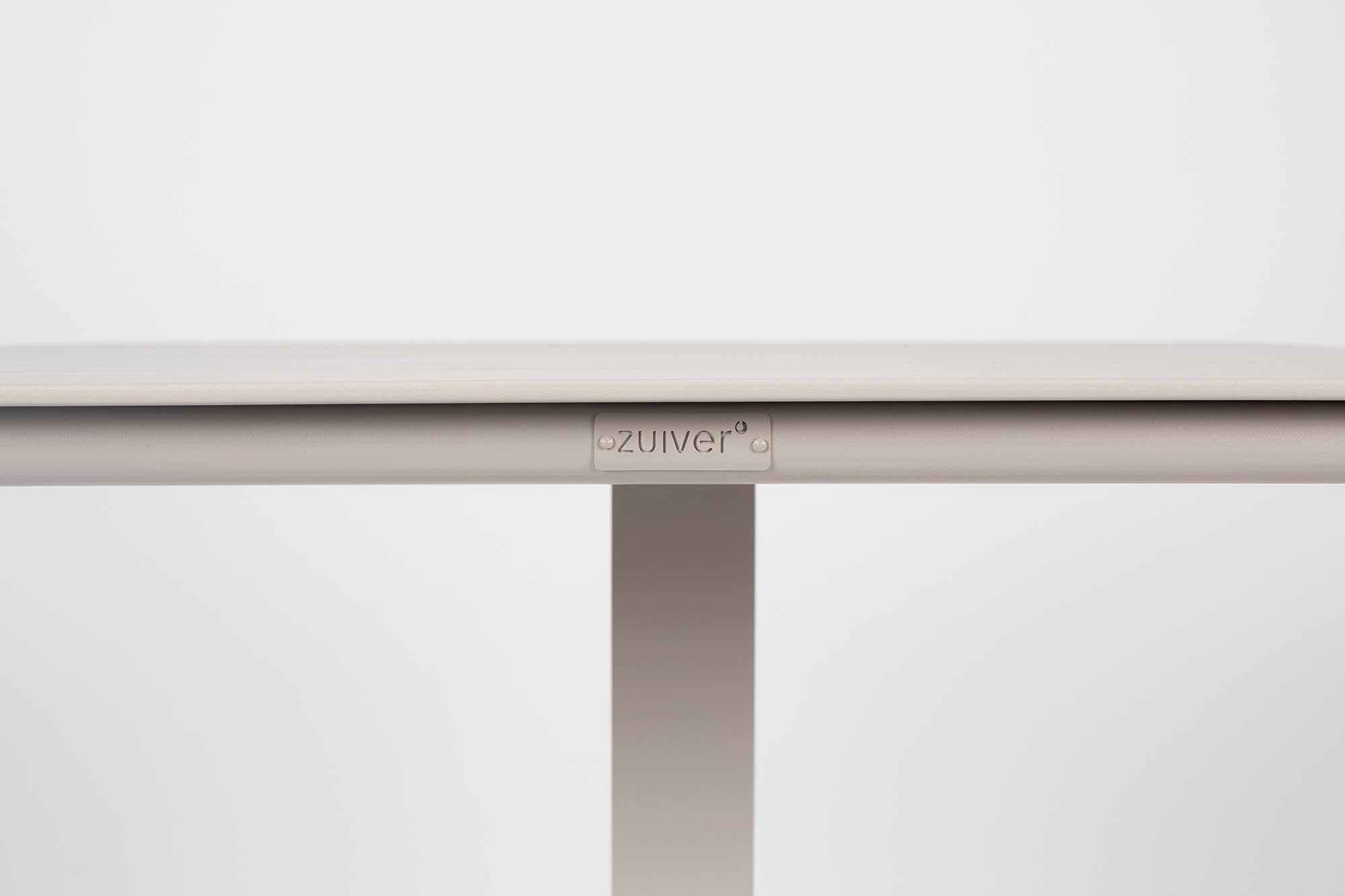 Vondel Bistrotisch von Zuiver: Modernes Design für Ihren Garten.