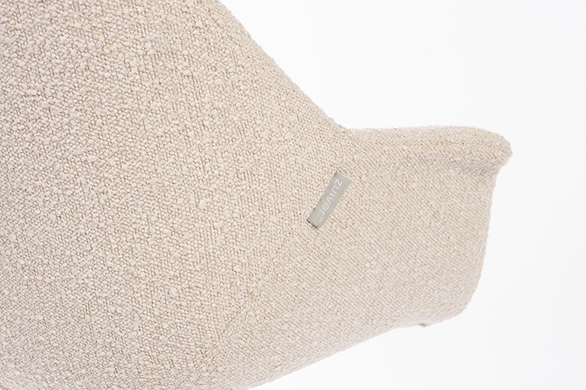 Erleben Sie den Doulton Swivel Armlehnstuhl von Zuiver – stilvolles Design, erstklassiger Komfort und vielseitige Einsatzmöglichkeiten für jeden Raum.