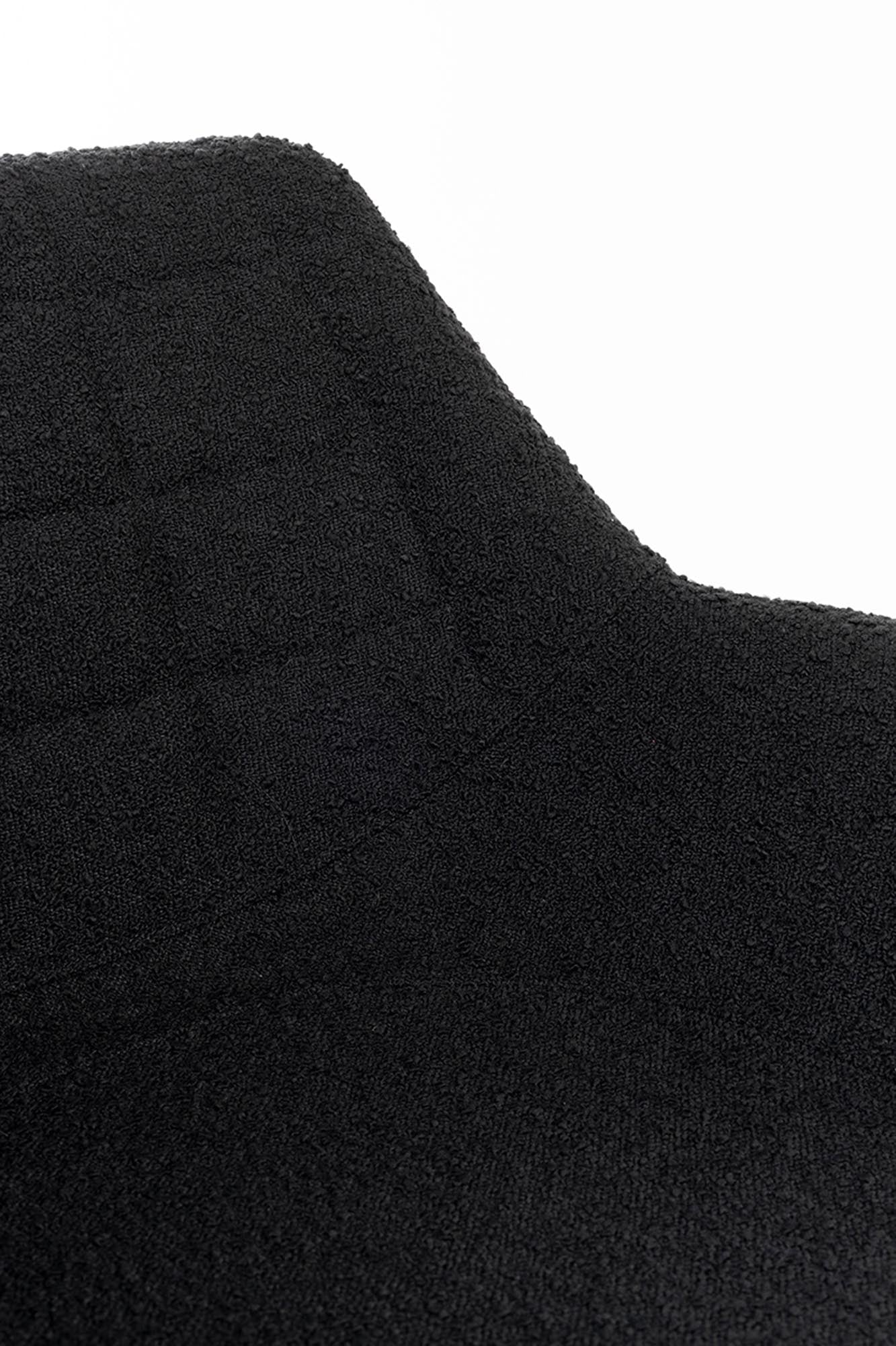 Erleben Sie den Doulton Swivel Armlehnstuhl von Zuiver – stilvoll, ergonomisch und ideal für jeden Raum. Komfort trifft modernes Design!